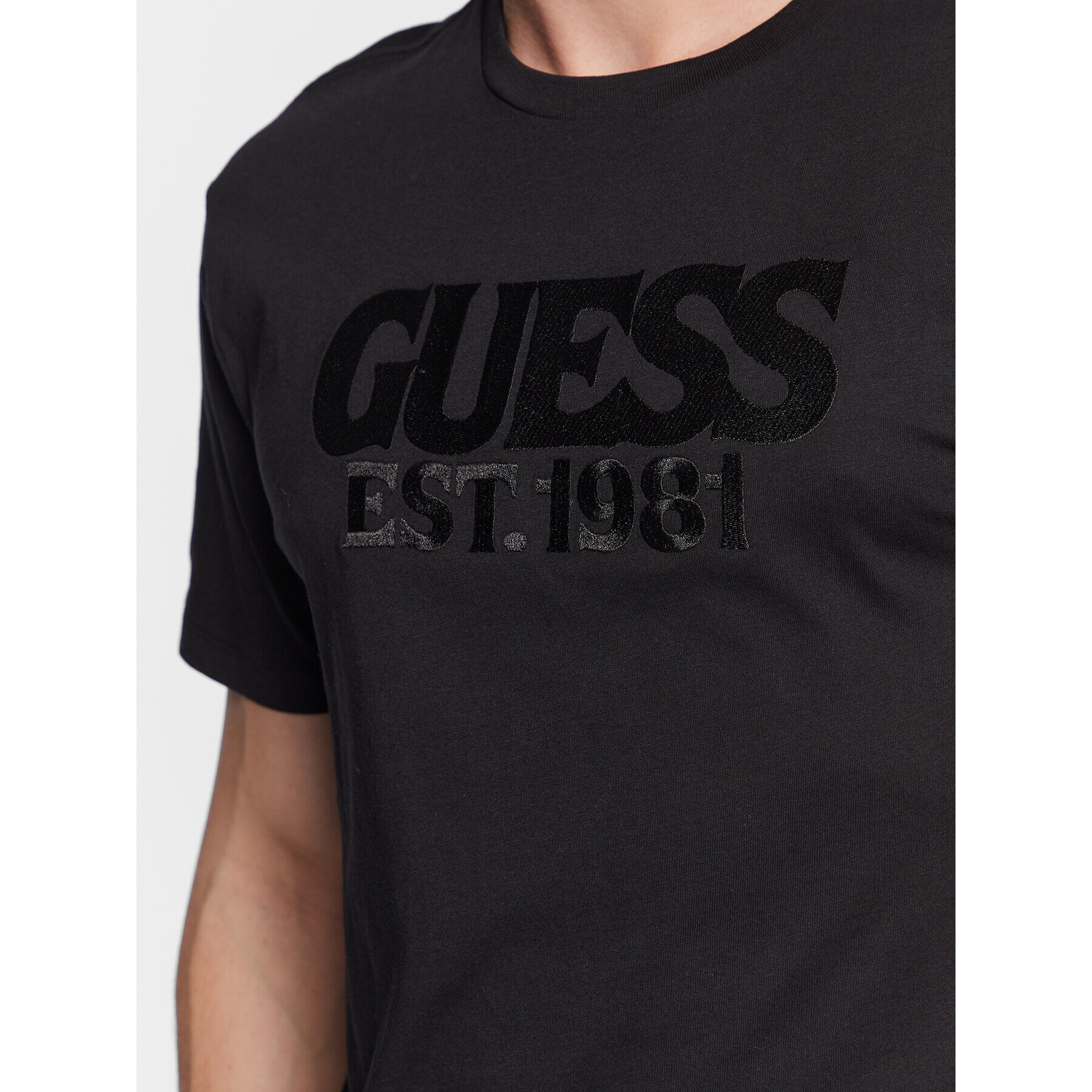 Guess Tricou M3GI56 K9RM3 Negru Slim Fit - Pled.ro