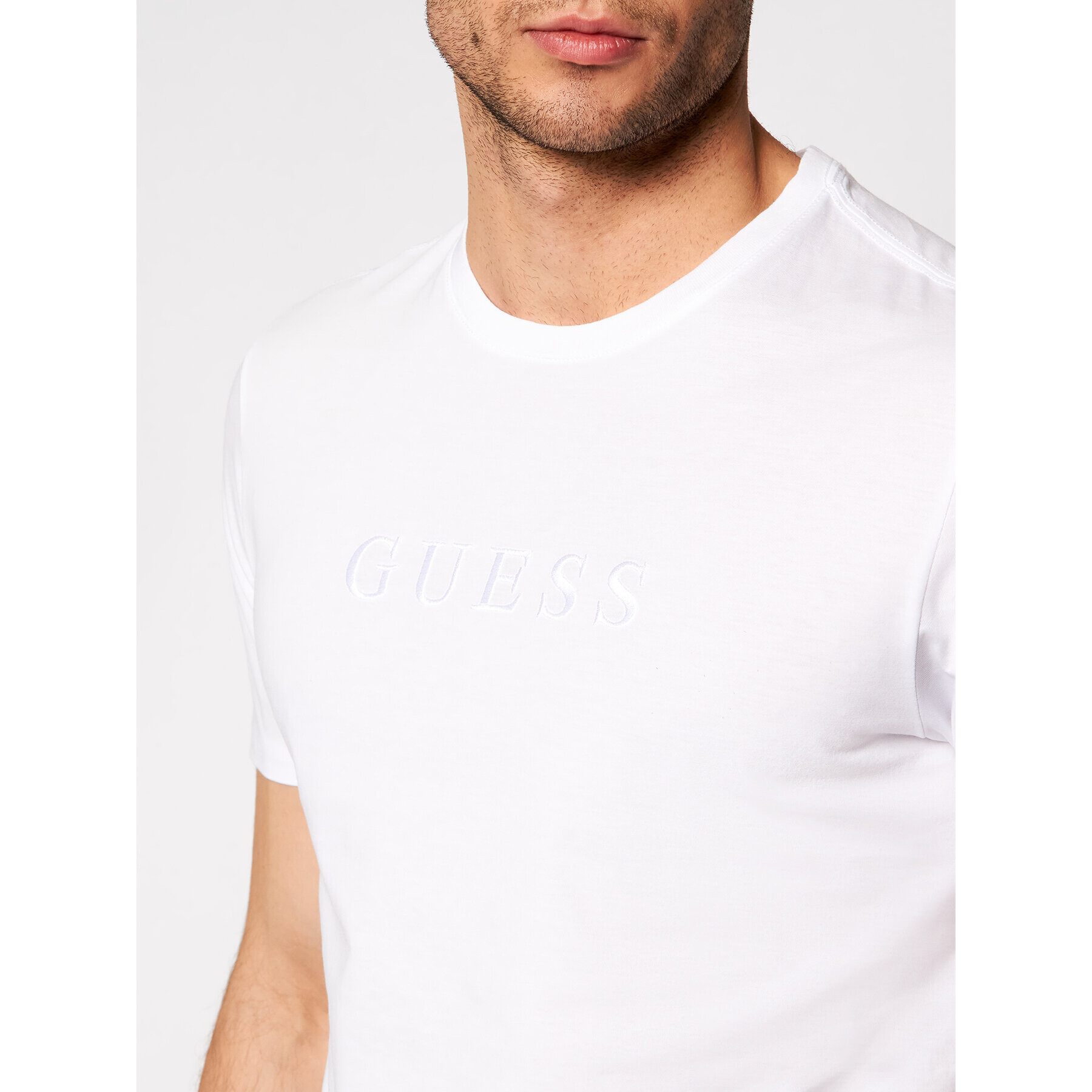 Guess Tricou M82P64 R7HD0 Alb Regular Fit - Pled.ro