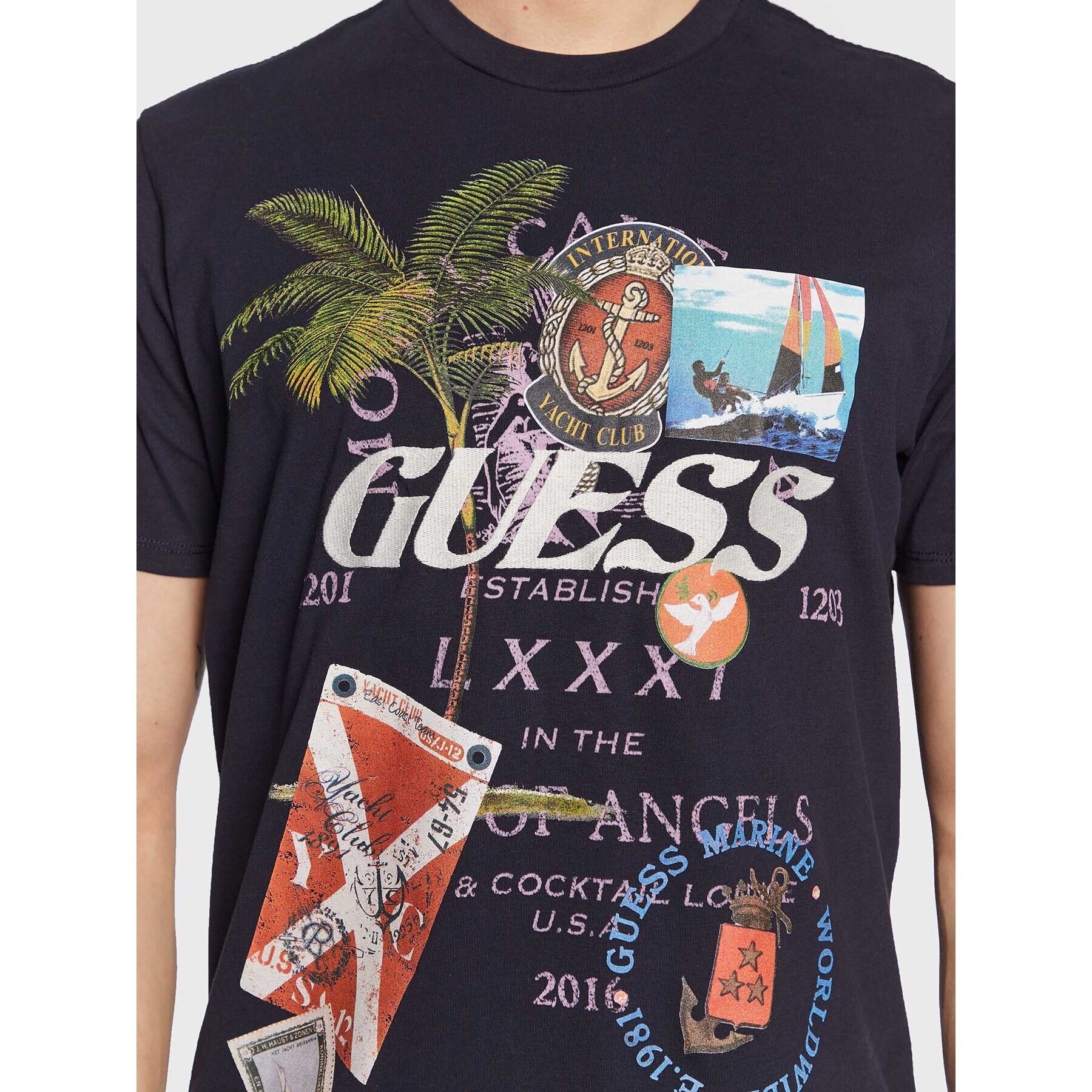 Guess Tricou Nautical Collage M3GI38 KBDL0 Bleumarin Regular Fit - Pled.ro