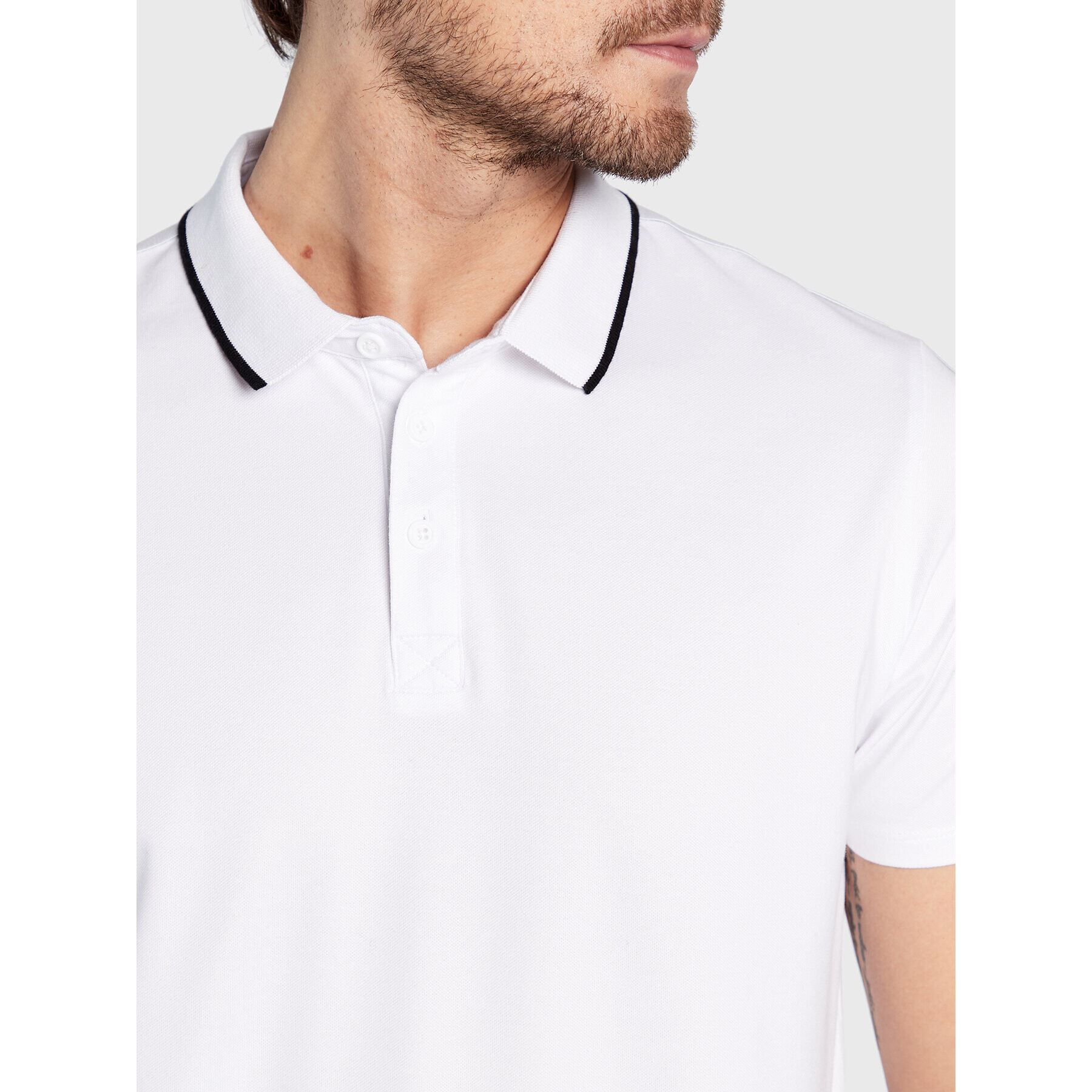 Guess Tricou polo M2YP25 KARS0 Alb Slim Fit - Pled.ro