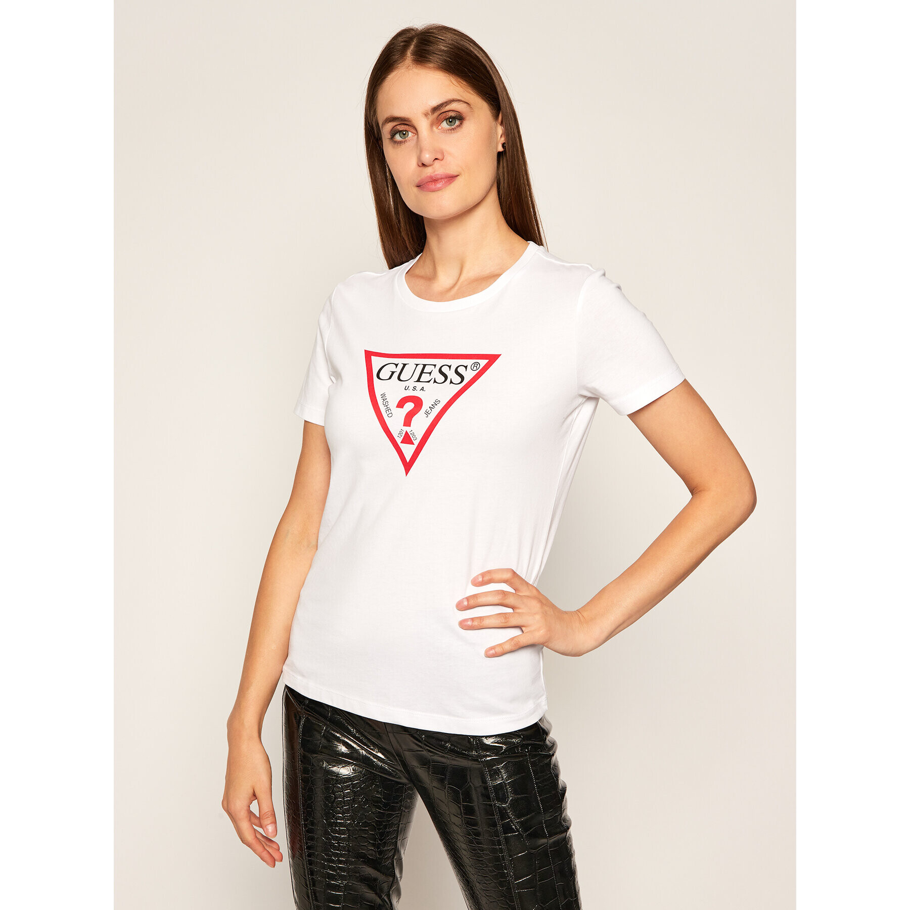 Guess Tricou Triangle Logo W0YI57 K8HM0 Alb Regular Fit - Pled.ro