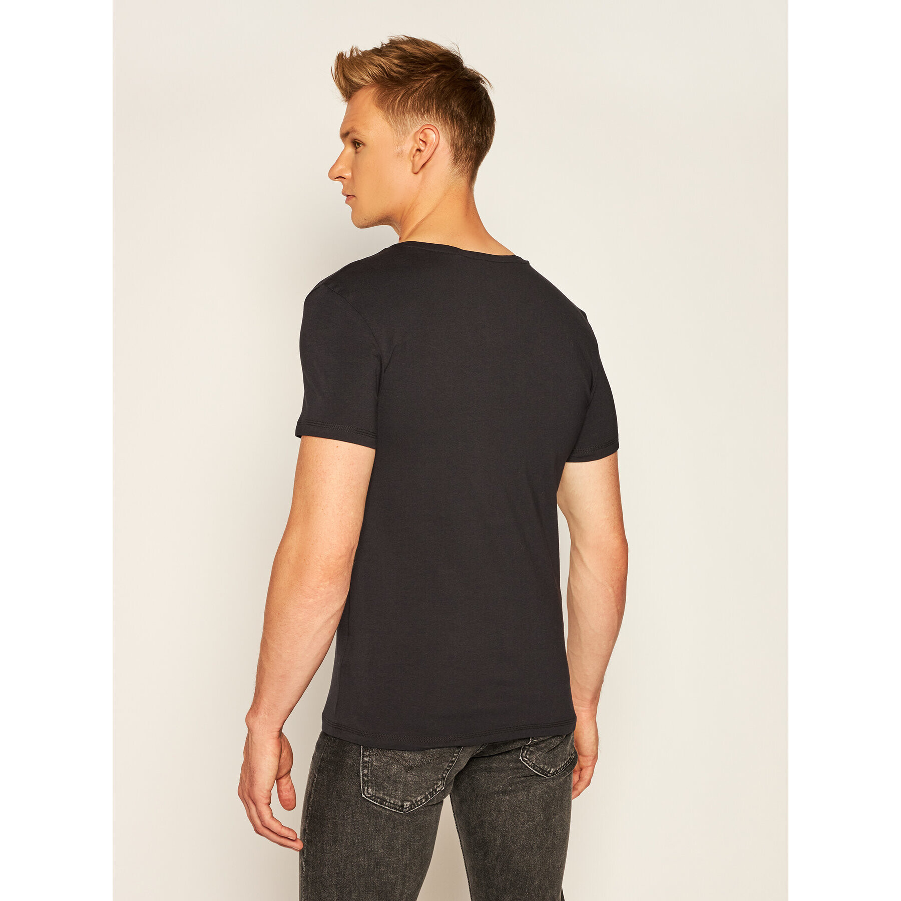 Guess Tricou U97M01 JR003 Negru Slim Fit - Pled.ro