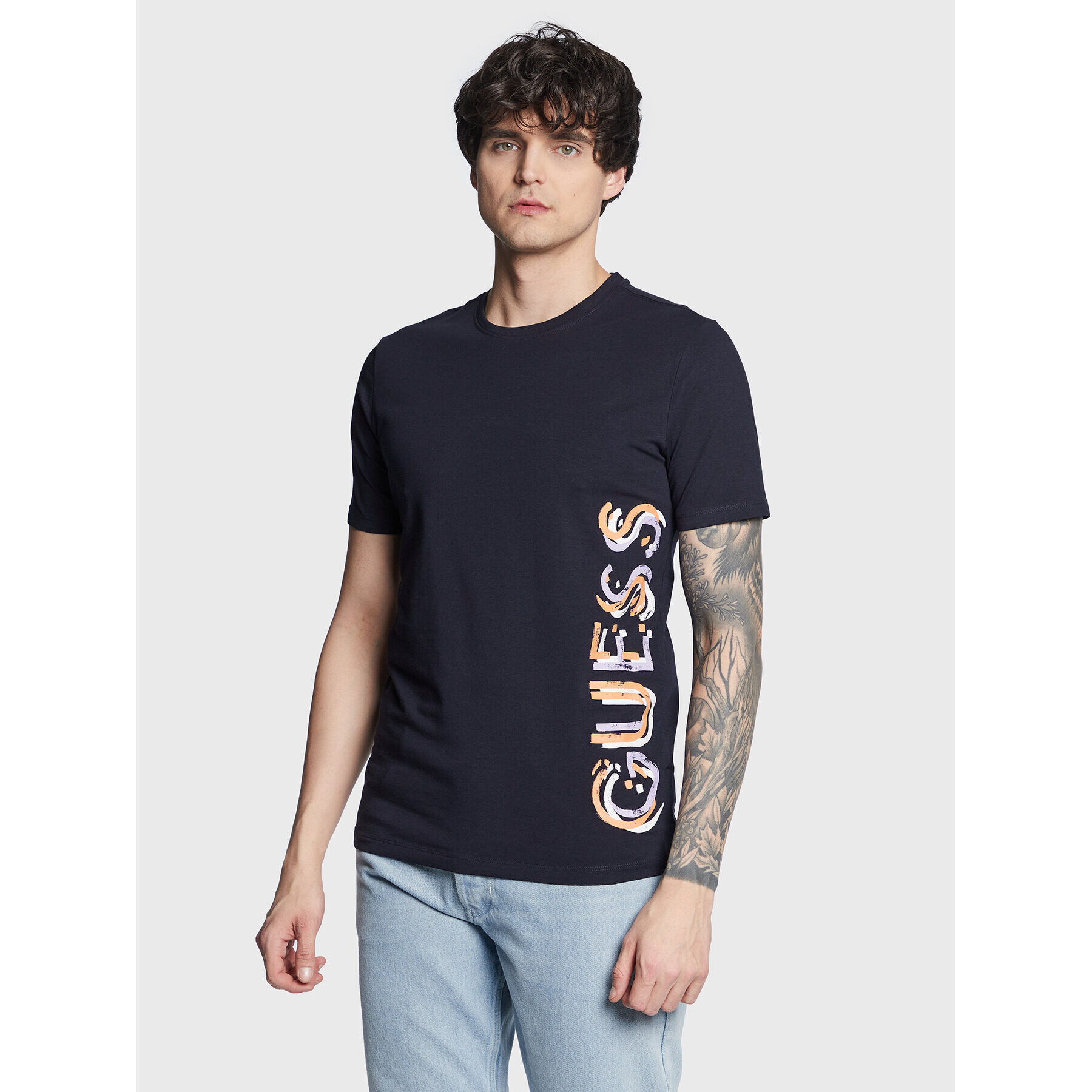 Guess Tricou Vertical Logo M3GI22 J1314 Bleumarin Slim Fit - Pled.ro