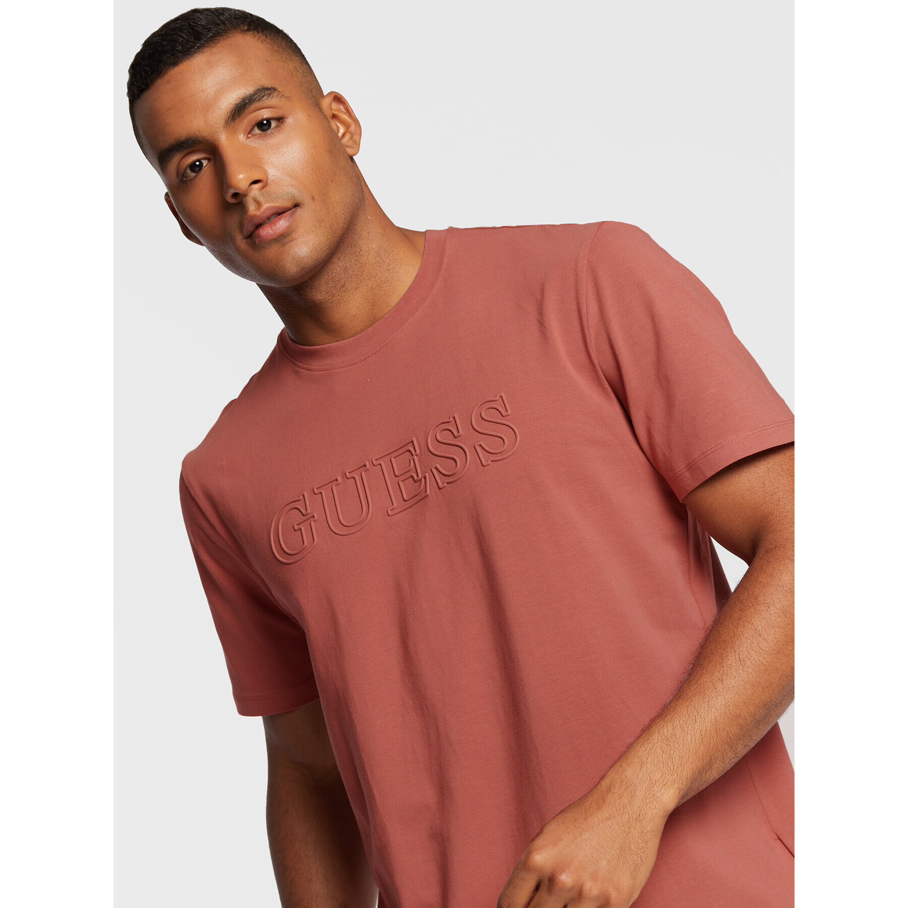 Guess Tricou Z2YI11 J1311 Vișiniu Regular Fit - Pled.ro