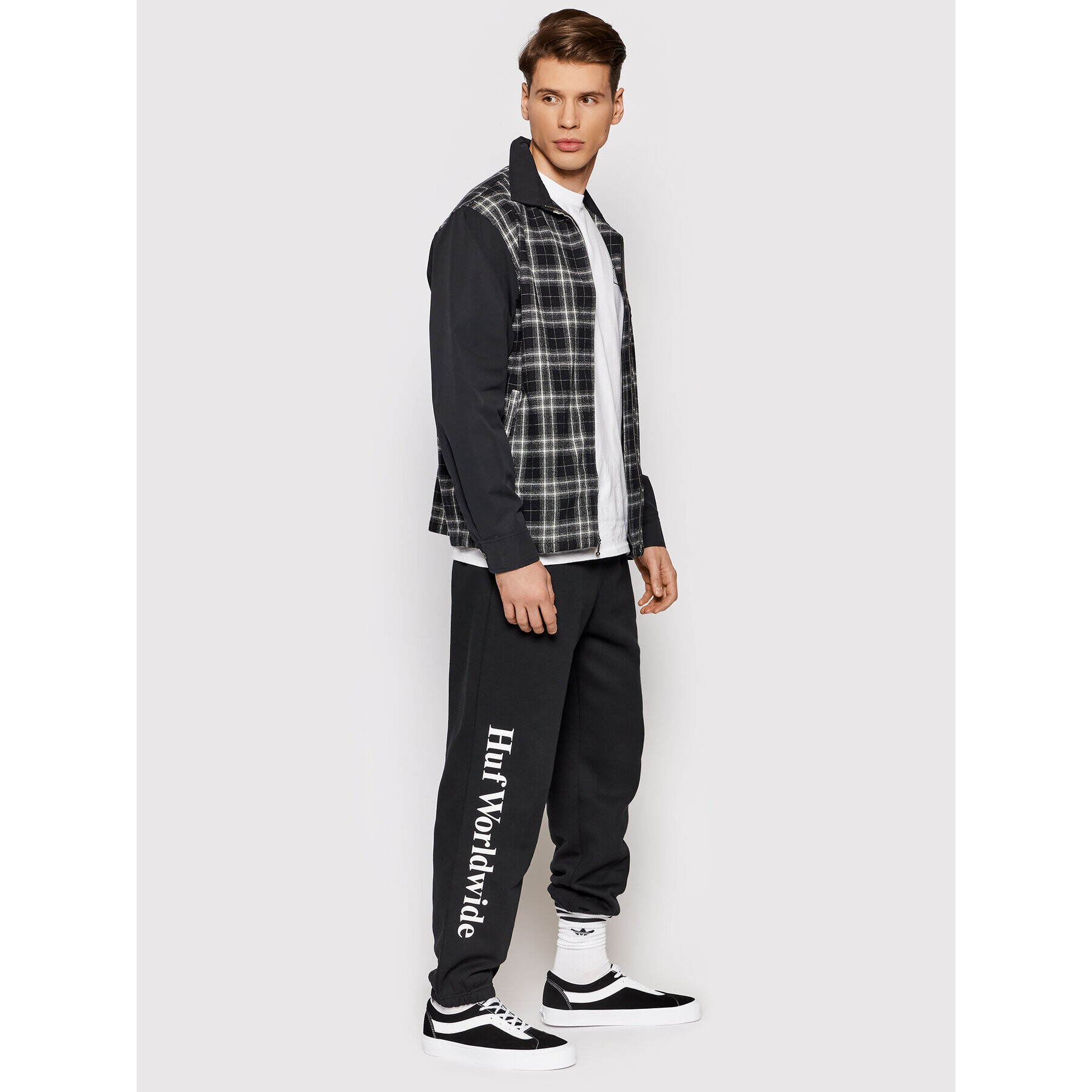 HUF Pantaloni trening Essentials PT00176 Negru Regular Fit - Pled.ro