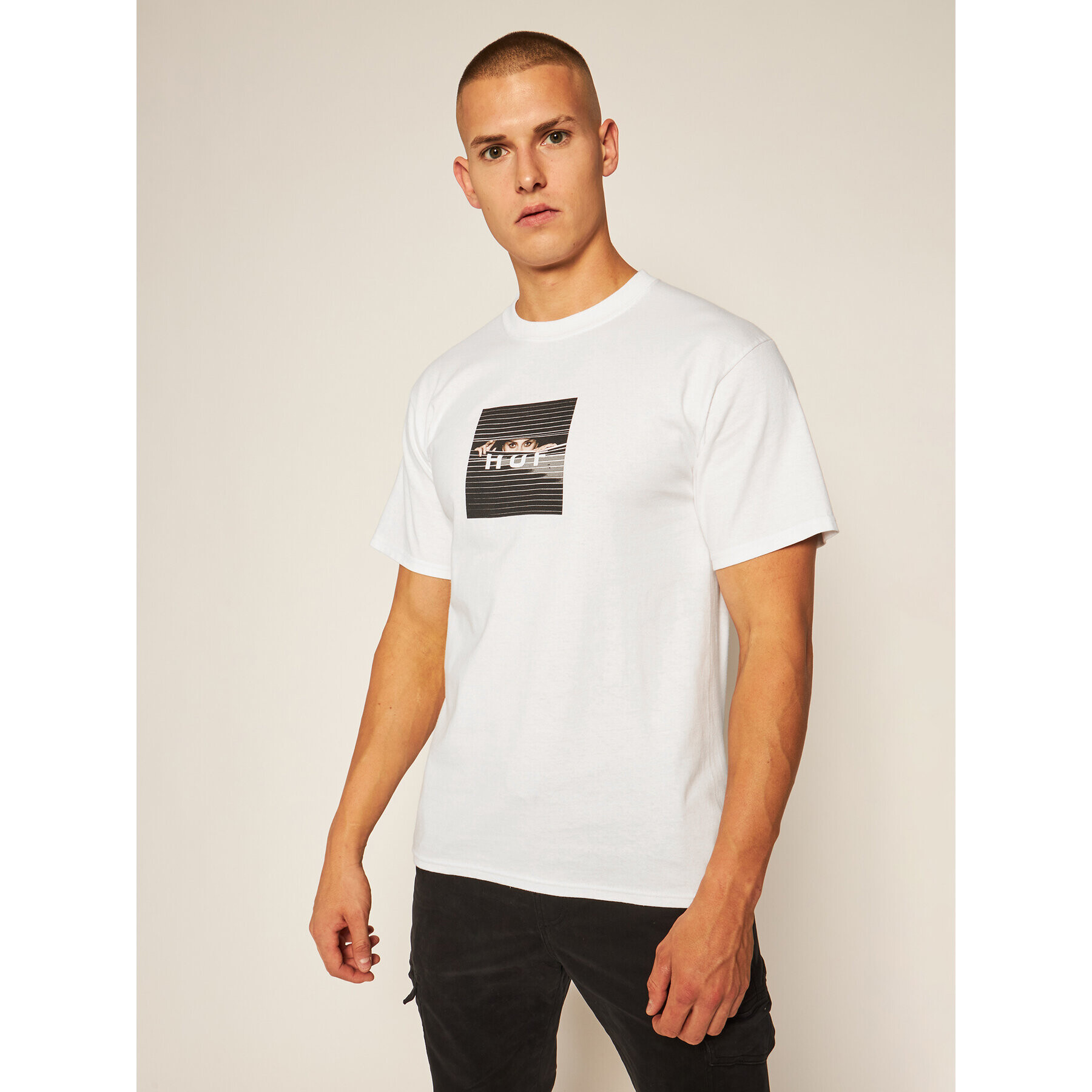 HUF Tricou Voyeur Logo TS01175 Alb Regular Fit - Pled.ro