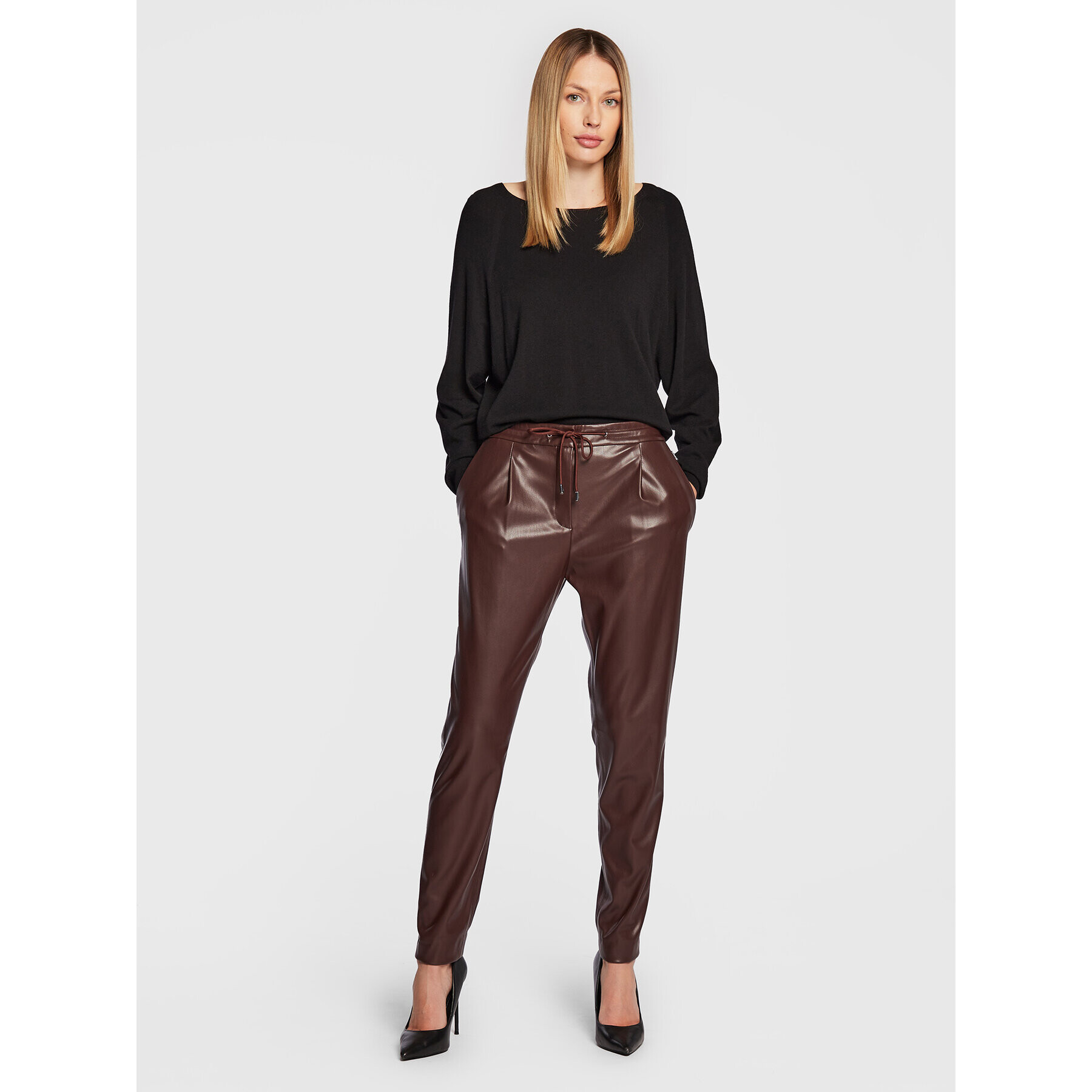 Hugo Pantaloni din imitație de piele Hemias-1 50478956 Maro Regular Fit - Pled.ro