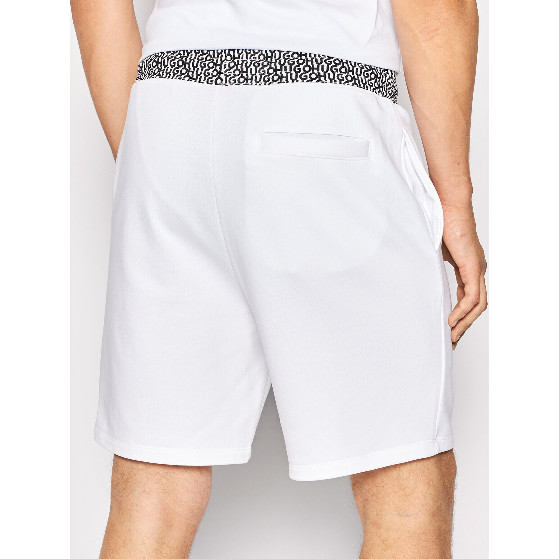 Hugo Pantaloni scurți sport Draig 50472727 Alb Regular Fit - Pled.ro