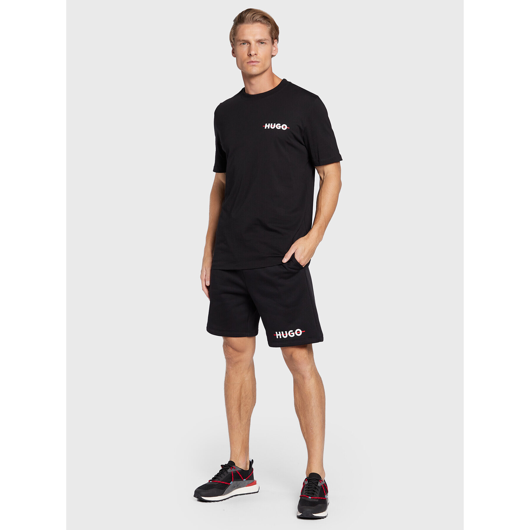 Hugo Pantaloni scurți sport Dedford 50481138 Negru Comfort Fit - Pled.ro