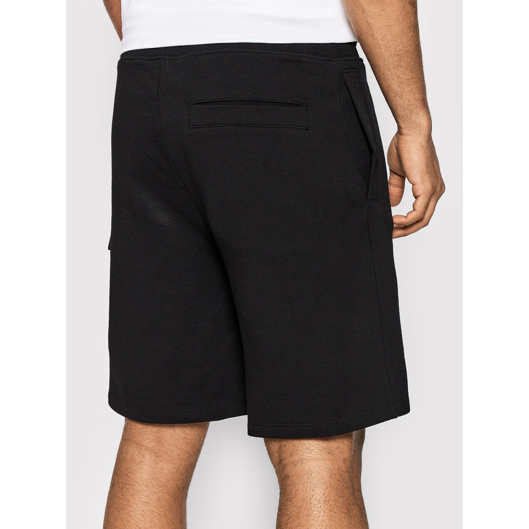 Hugo Pantaloni scurți sport Dizzi222 50466702 Negru Regular Fit - Pled.ro