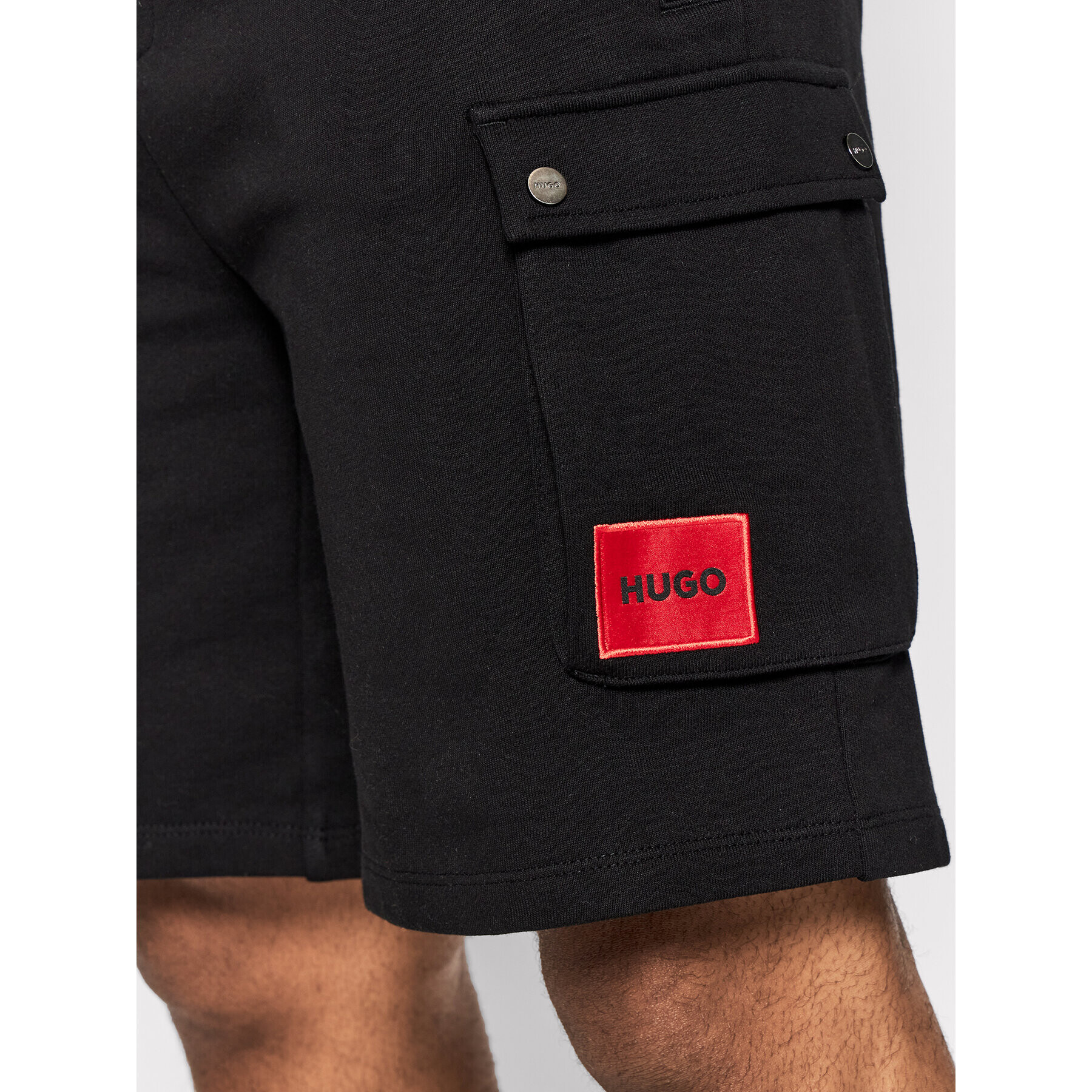 Hugo Pantaloni scurți sport Dizzi222 50466702 Negru Regular Fit - Pled.ro