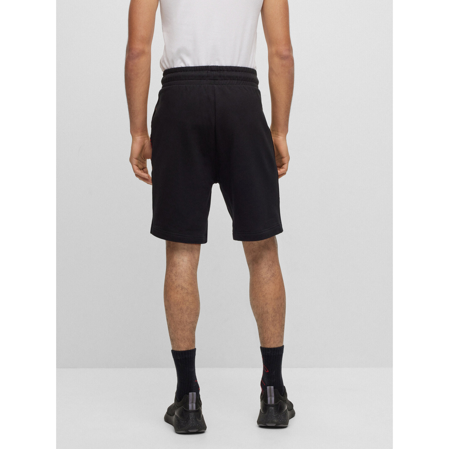 Hugo Pantaloni scurți sport Sporty Logo 50496996 Negru Regular Fit - Pled.ro