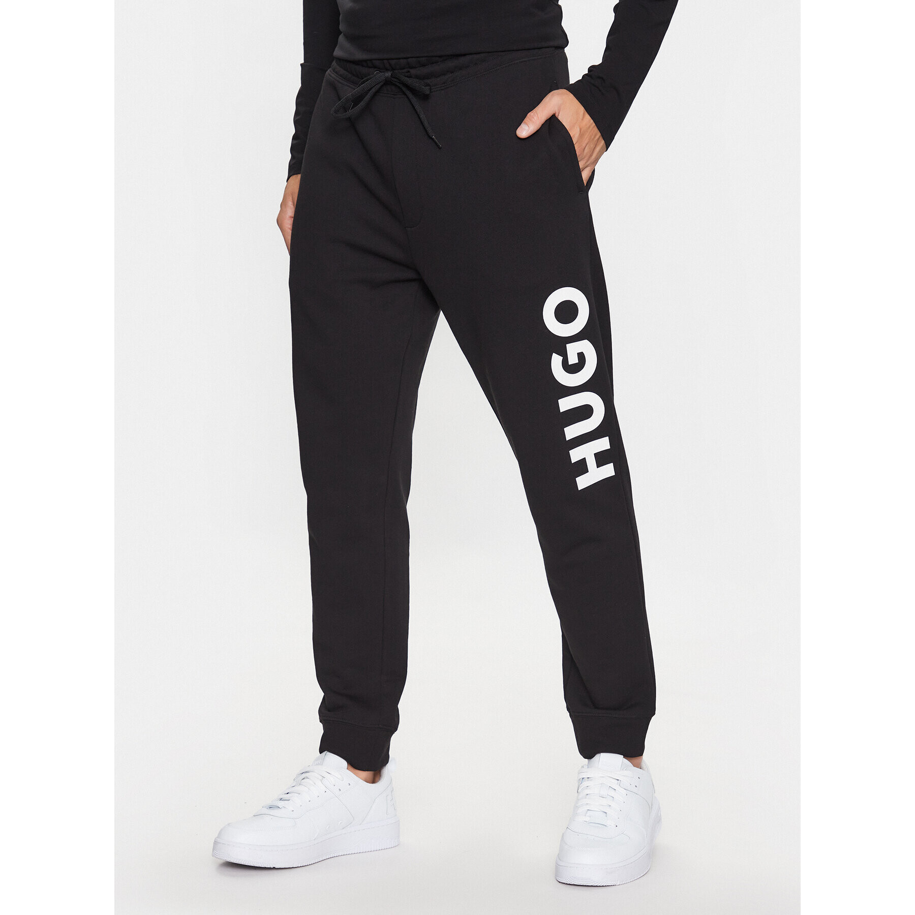 Hugo Pantaloni trening 50473211 Negru Regular Fit - Pled.ro