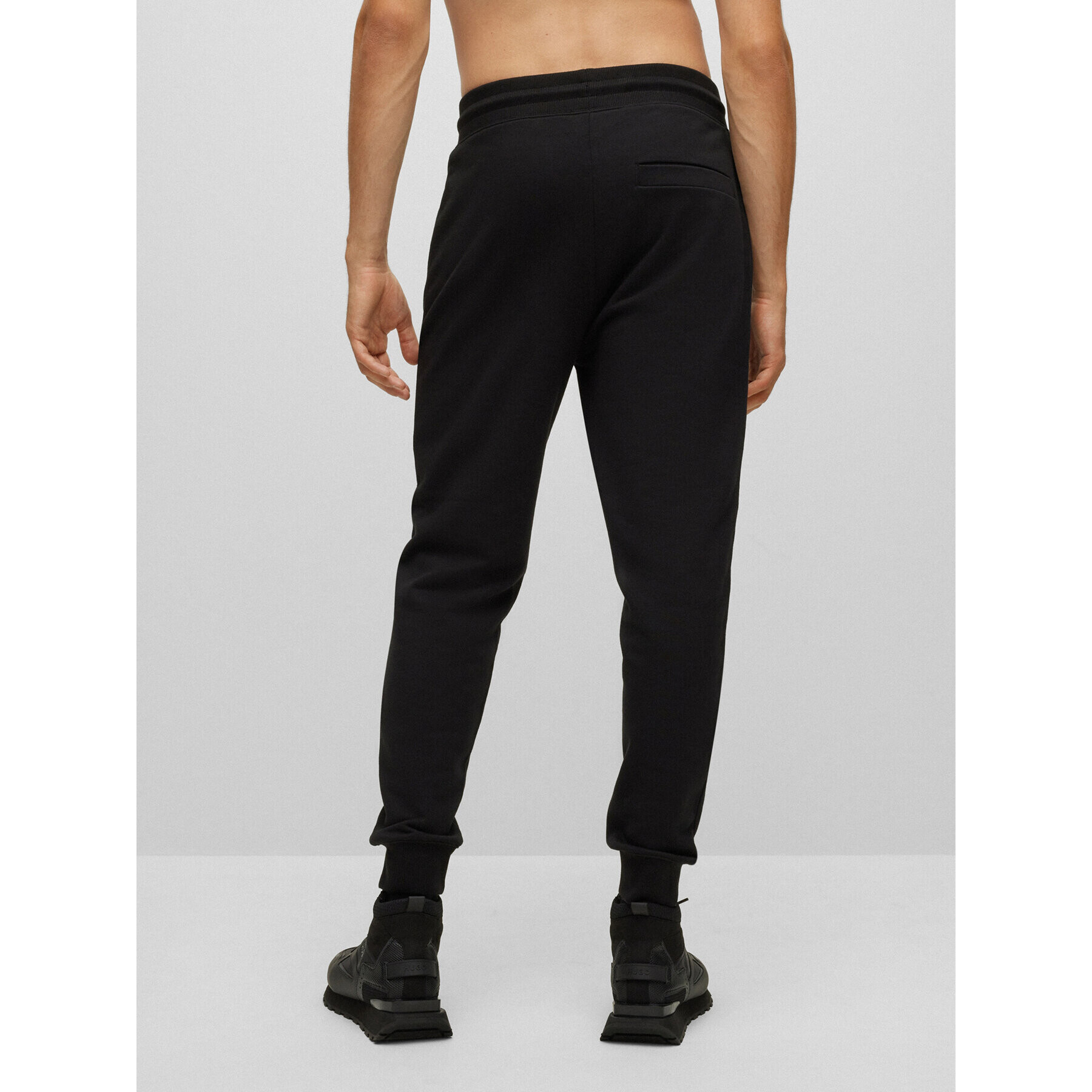 Hugo Pantaloni trening 50484742 Negru Regular Fit - Pled.ro