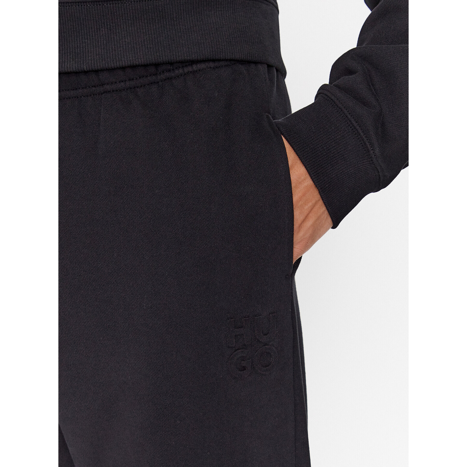 Hugo Pantaloni trening 50500460 Negru Relaxed Fit - Pled.ro