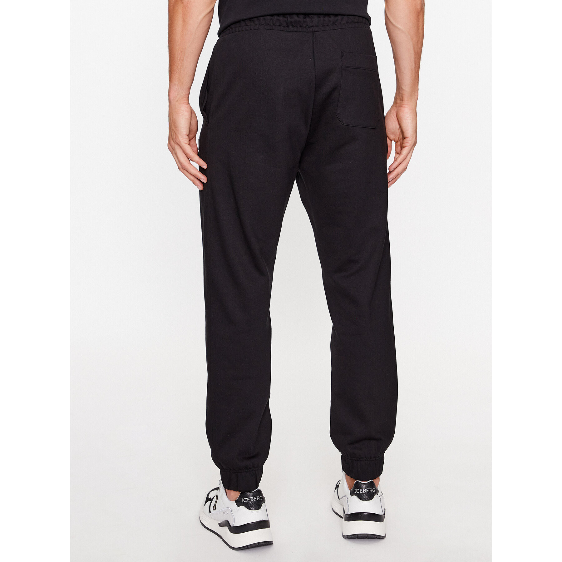 Hugo Pantaloni trening Dchard 50496652 Negru Relaxed Fit - Pled.ro