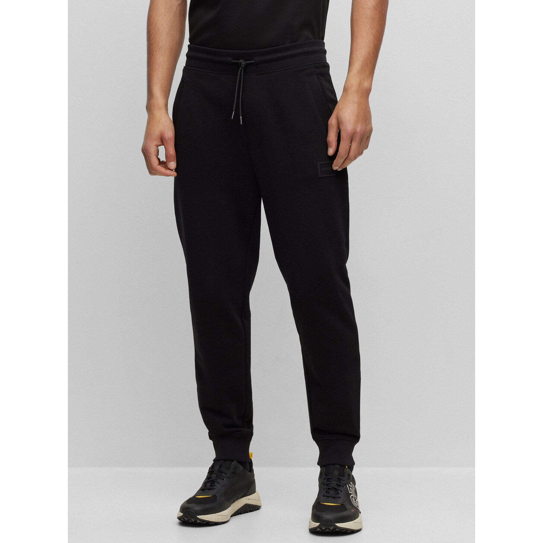 Hugo Pantaloni trening Doak_C 50495722 Negru Regular Fit - Pled.ro