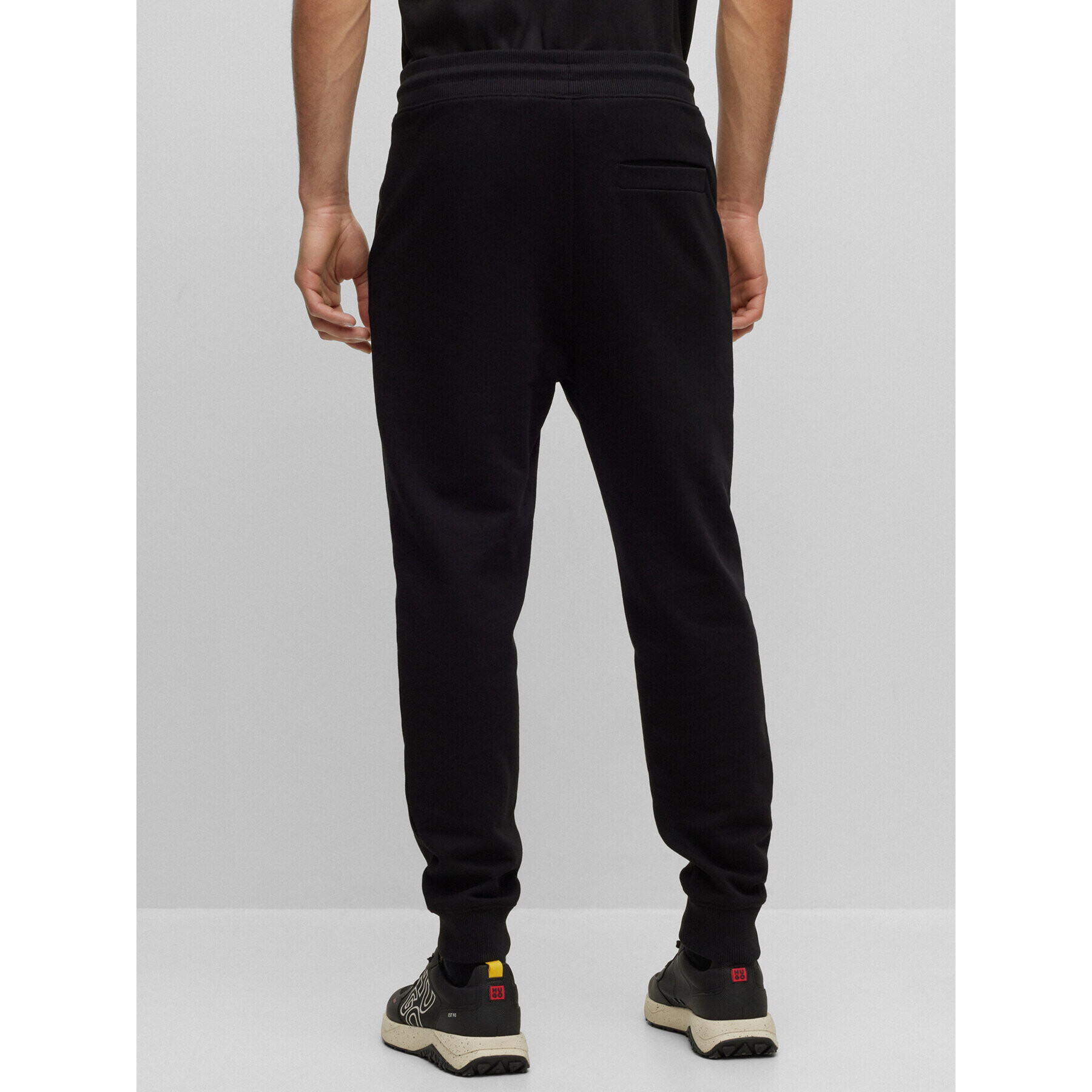 Hugo Pantaloni trening Doak_C 50495722 Negru Regular Fit - Pled.ro