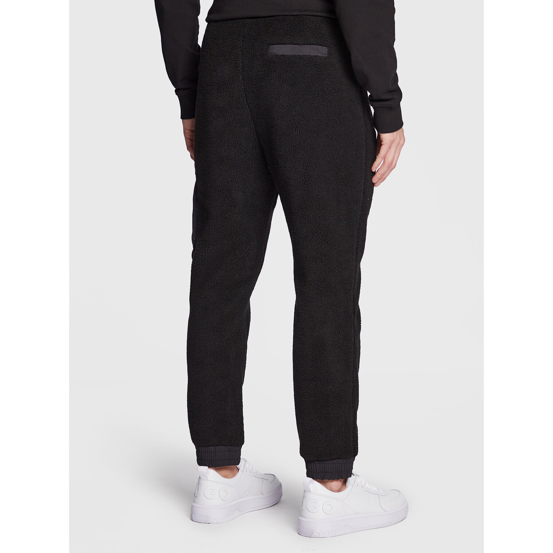 Hugo Pantaloni trening Duzu 50475869 Negru Relaxed Fit - Pled.ro