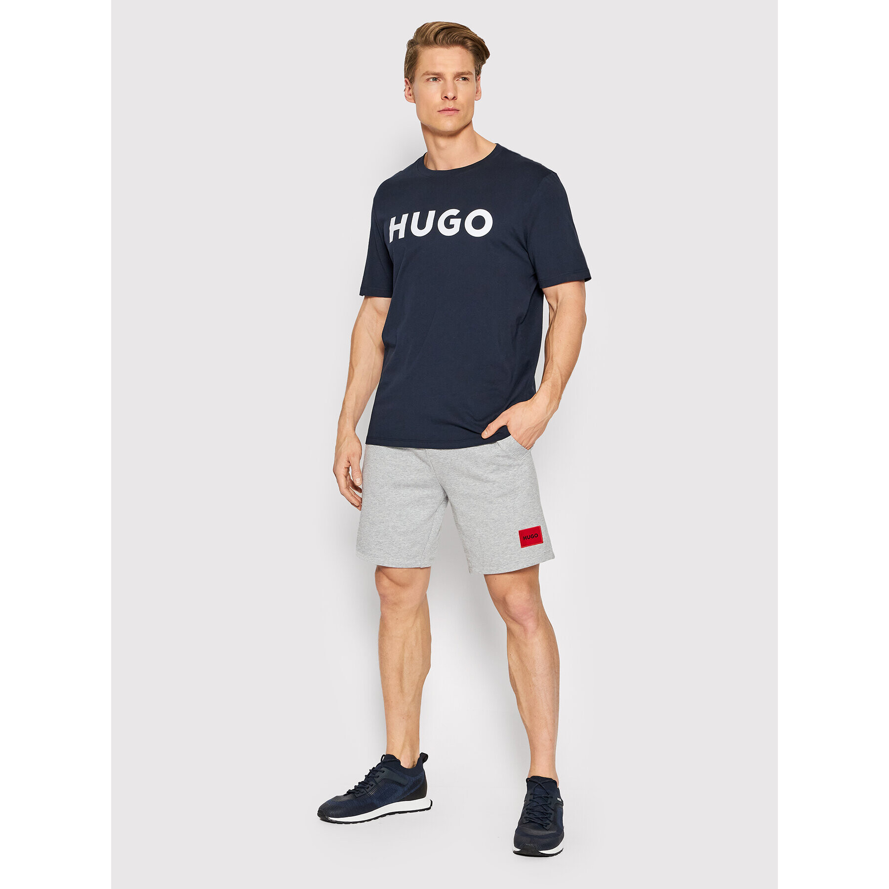 Hugo Tricou Dulivio 50467556 Bleumarin Regular Fit - Pled.ro