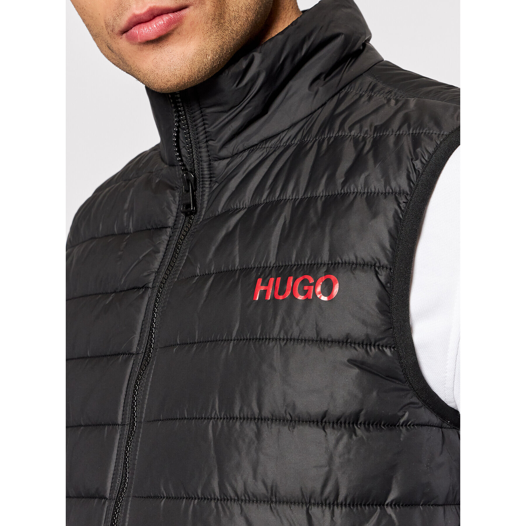 Hugo Vestă Bentino2222 50470168 Negru Slim Fit - Pled.ro