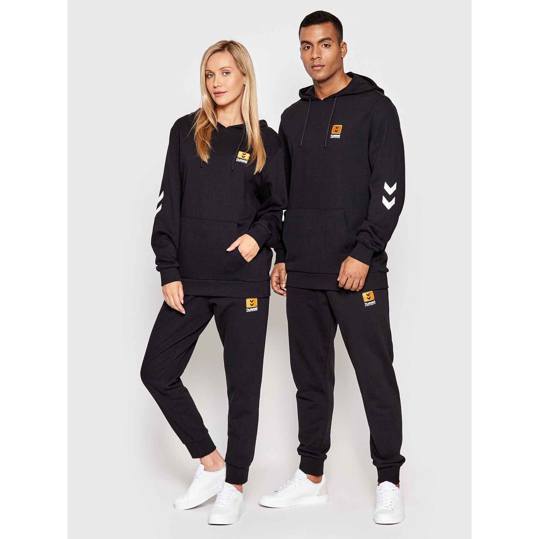 Hummel Bluză Unisex Legacy Liam 213723 Negru Regular Fit - Pled.ro