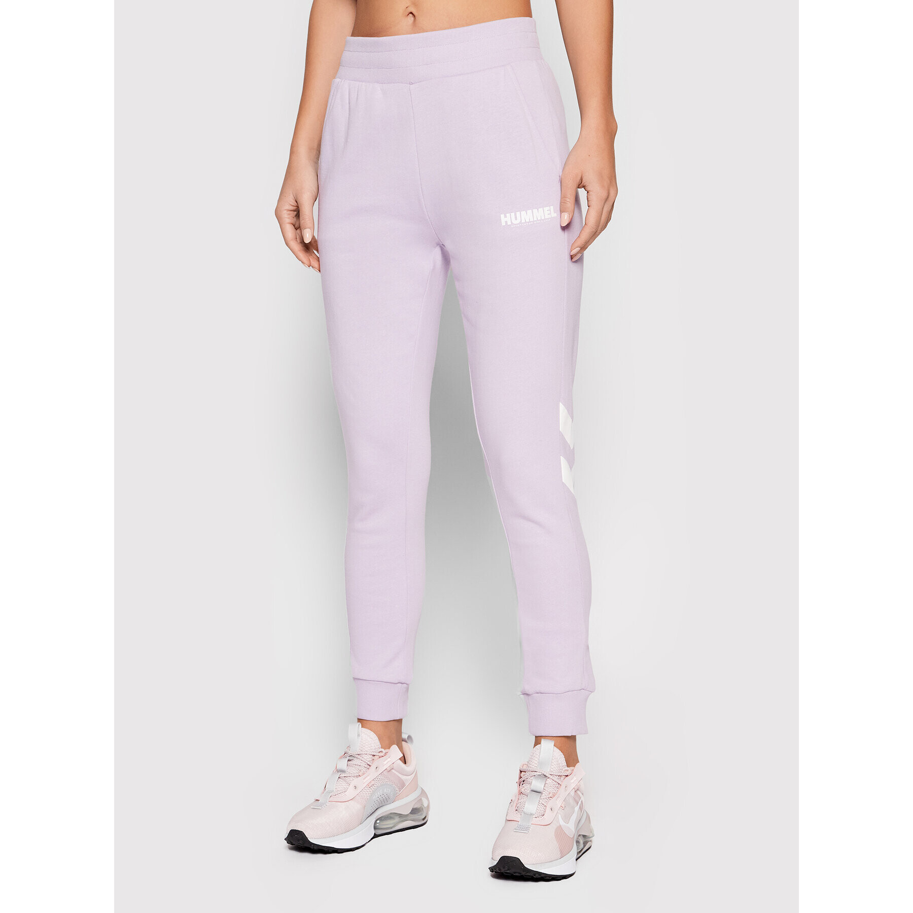 Hummel Pantaloni trening Legacy 212564 Violet Slim Fit - Pled.ro