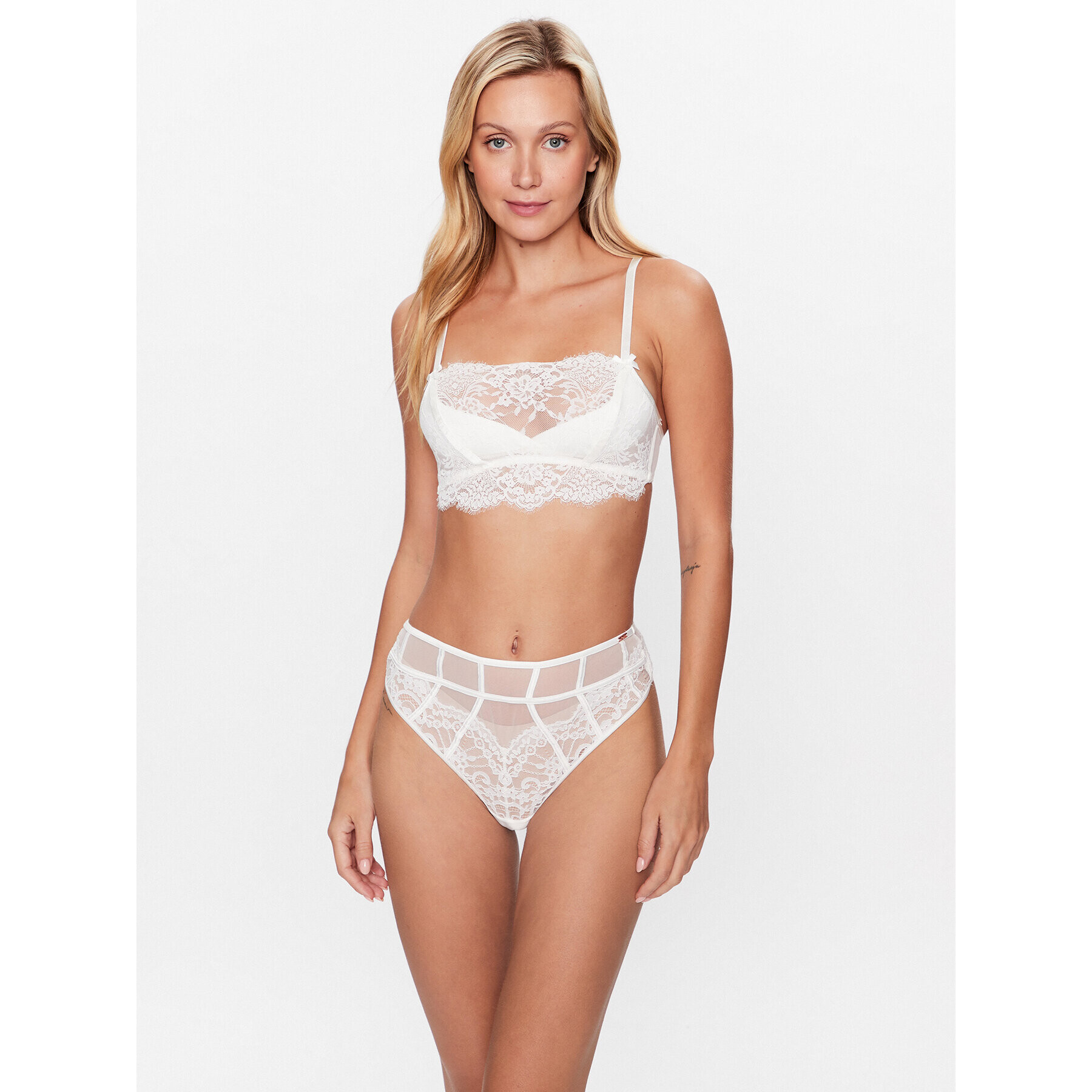 Hunkemöller Sutien Bralette Chlo 202239 Alb - Pled.ro