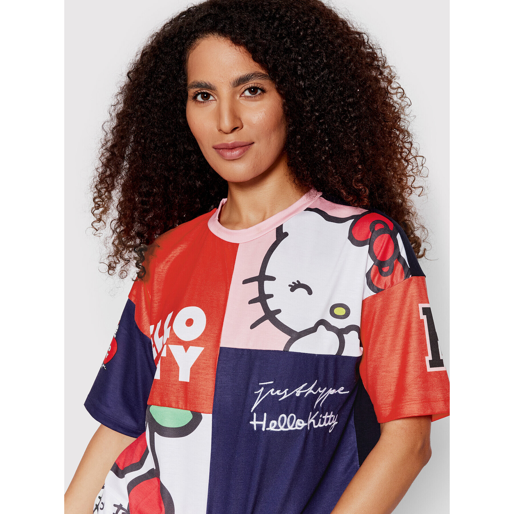 HYPE Tricou HELLO KITTY TWAO-2076 Colorat Regular Fit - Pled.ro