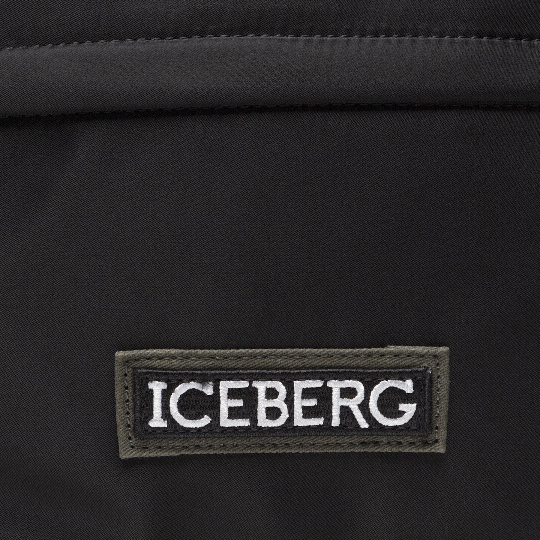 Iceberg Rucsac 22I P1P2 7212 6901 9000 Negru - Pled.ro