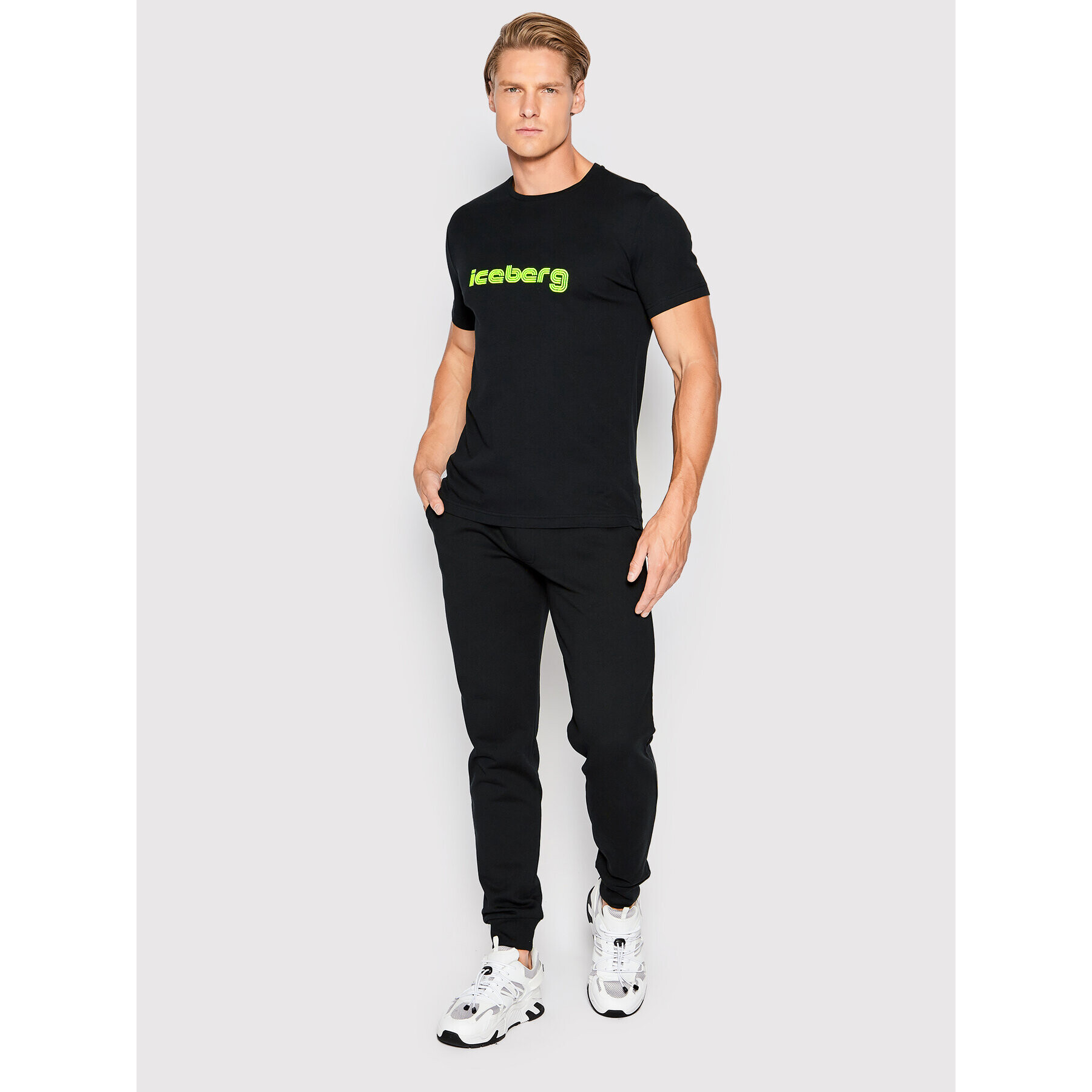 Iceberg Tricou 22II1P0F0176307 Negru Regular Fit - Pled.ro