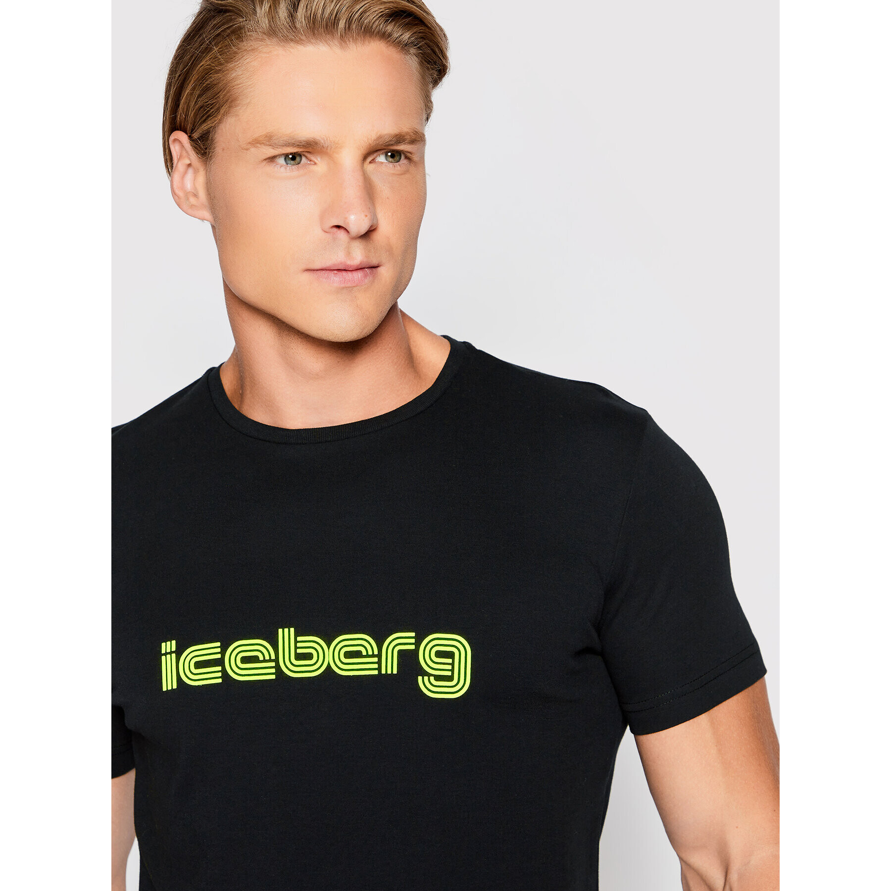 Iceberg Tricou 22II1P0F0176307 Negru Regular Fit - Pled.ro