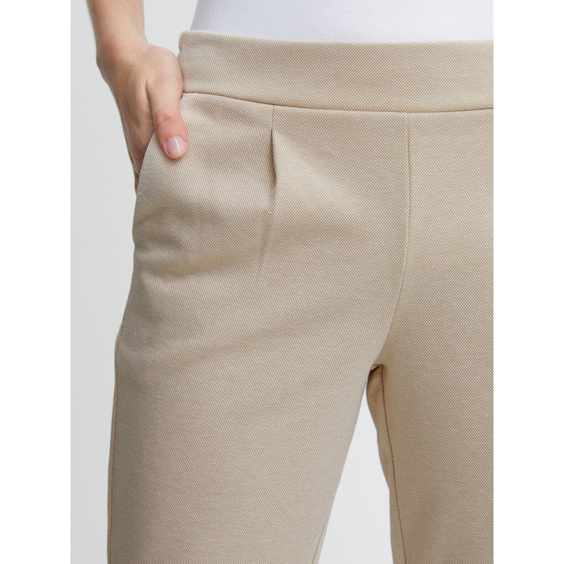 ICHI Pantaloni din material 20113286 Bej Slim Fit - Pled.ro