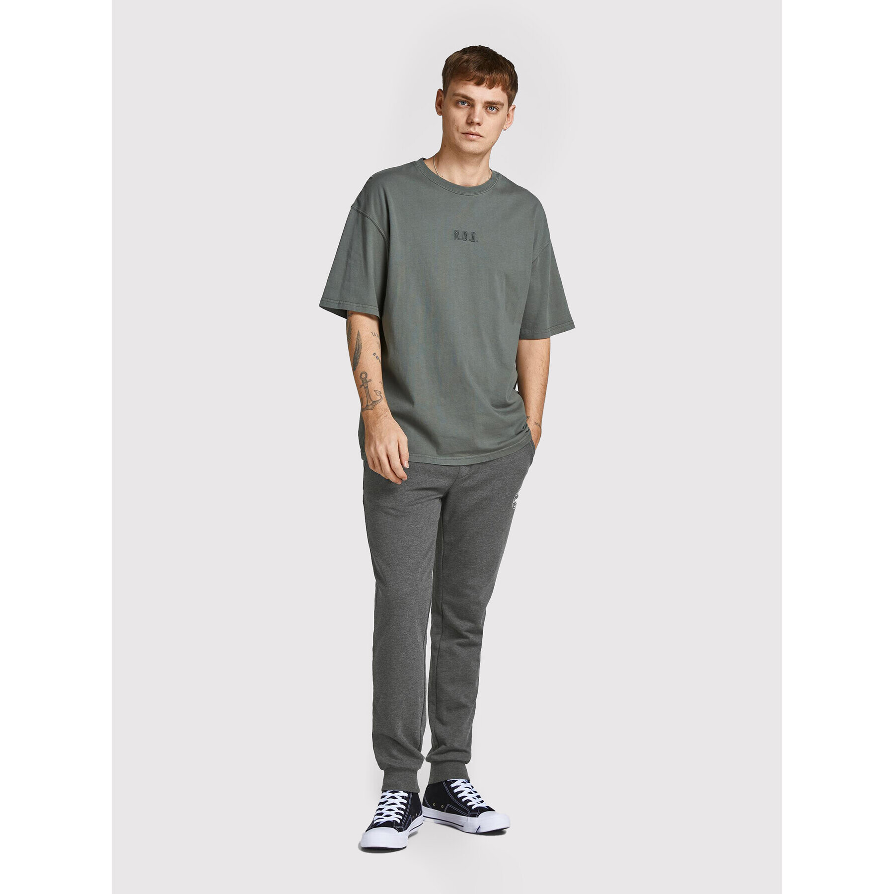 Jack&Jones Pantaloni trening Gordon 12165322 Gri Regular Fit - Pled.ro