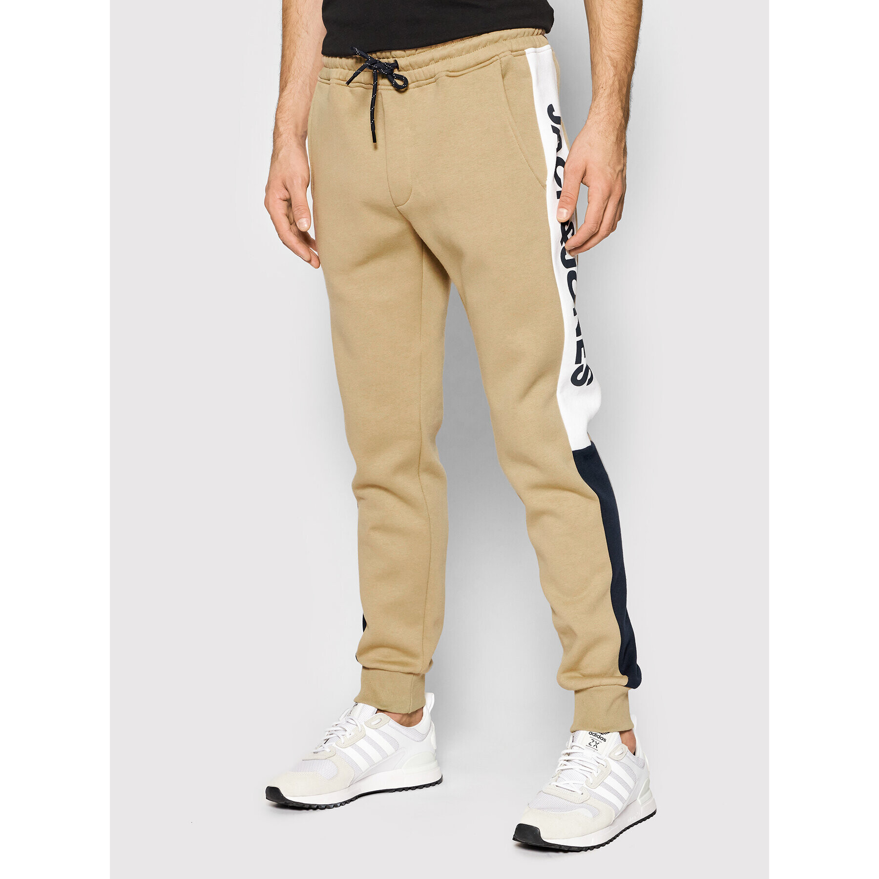 Jack&Jones Pantaloni trening Will 12197199 Maro Regular Fit - Pled.ro