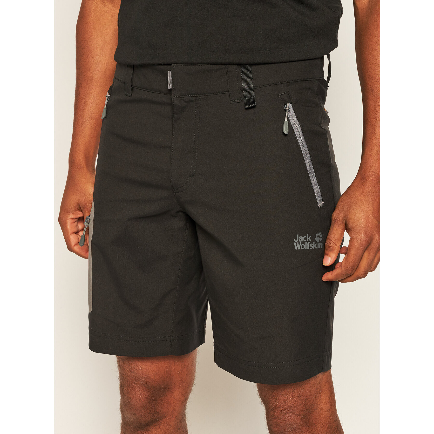 Jack Wolfskin Pantaloni scurți sport Active Track 1503791 Negru Regular Fit - Pled.ro