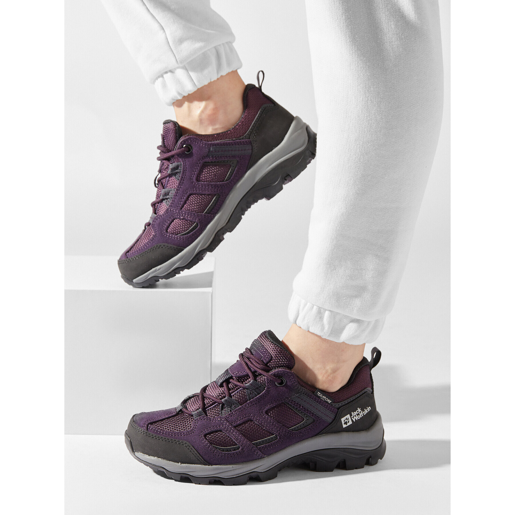 Jack Wolfskin Trekkings Vojo 3 Texapore Low W 4042451 Violet - Pled.ro