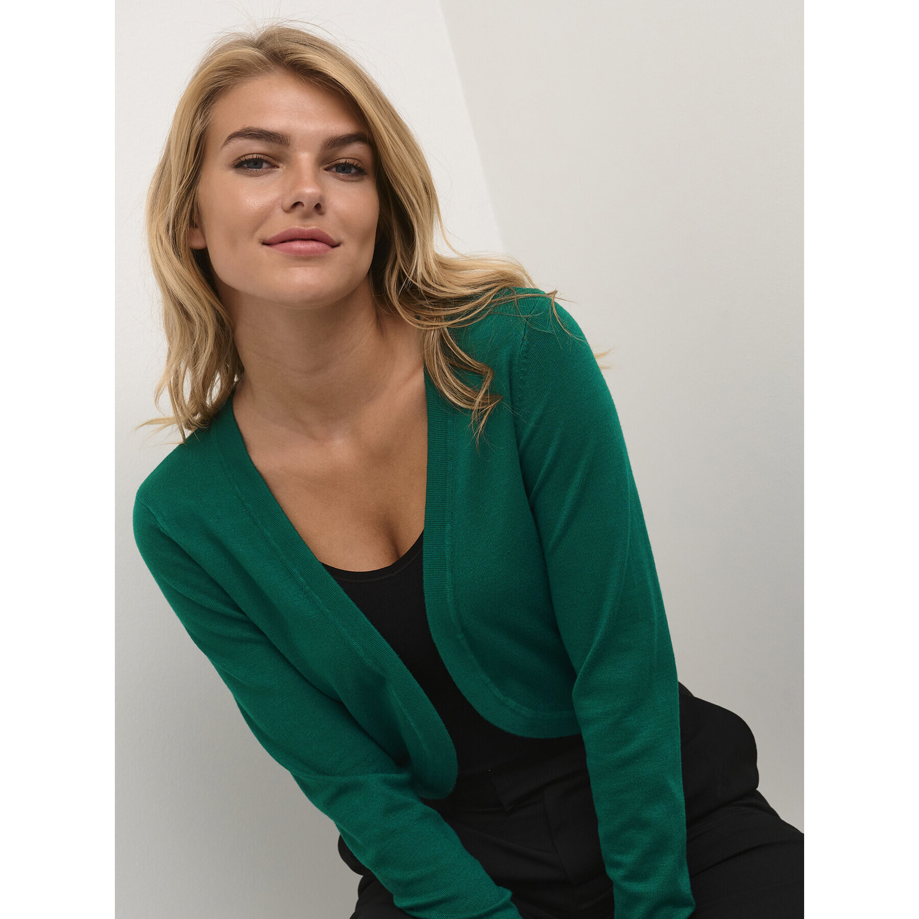 Kaffe Bolero Astrid Roll 500020 Verde Regular Fit - Pled.ro