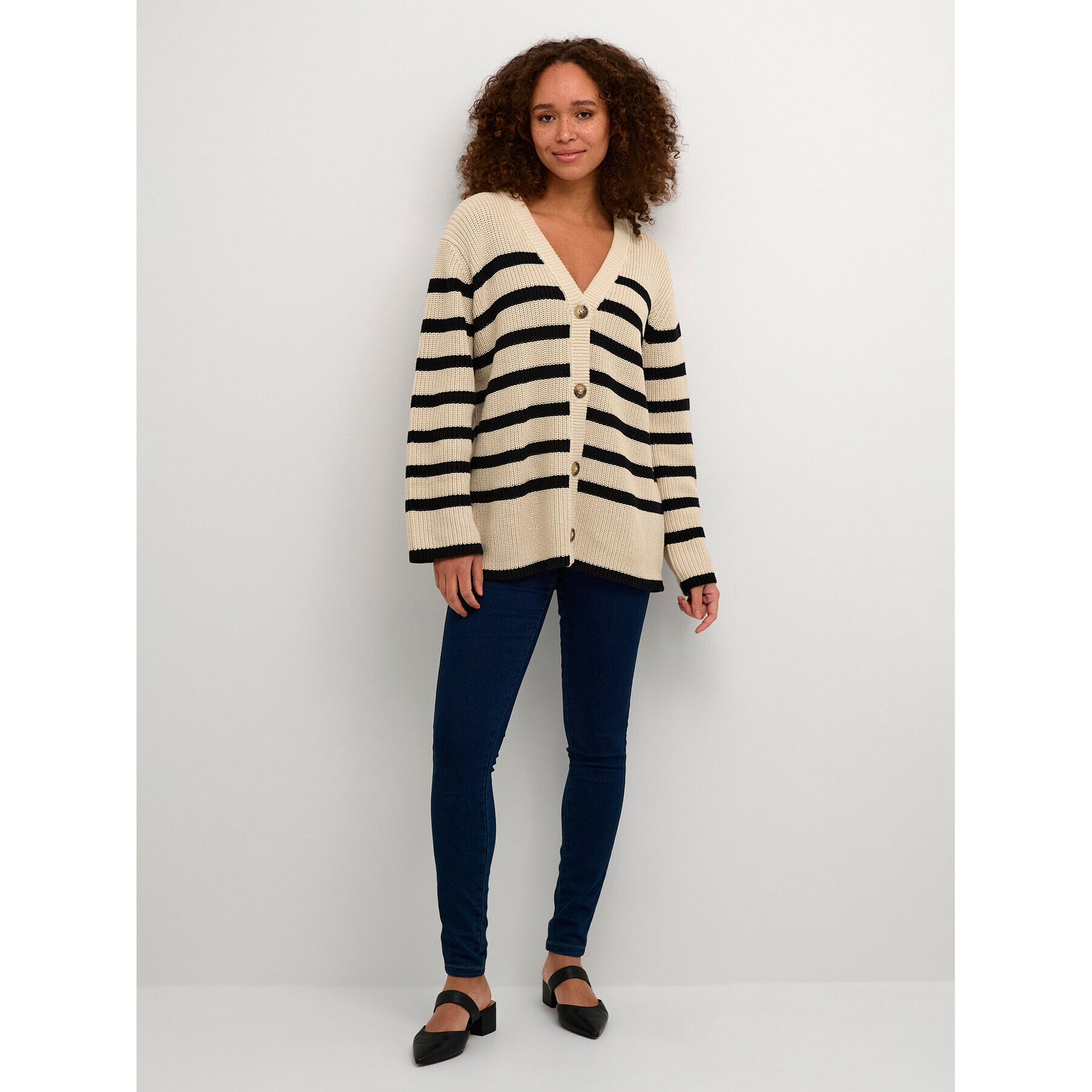 Kaffe Cardigan Cilla 10507575 Bej Loose Fit - Pled.ro