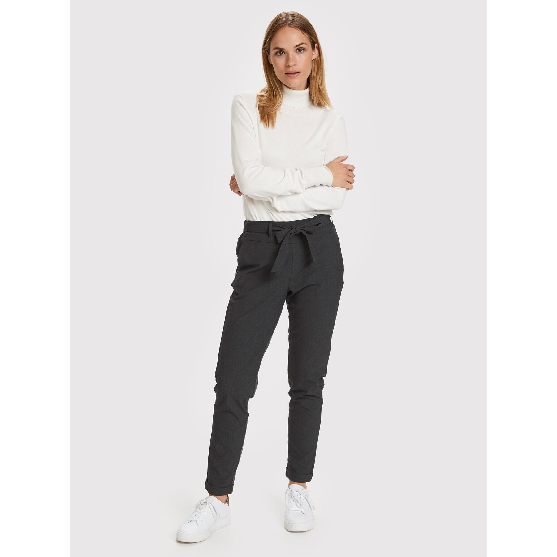 Kaffe Pantaloni din material Jillian 10501516 Gri Regular Fit - Pled.ro