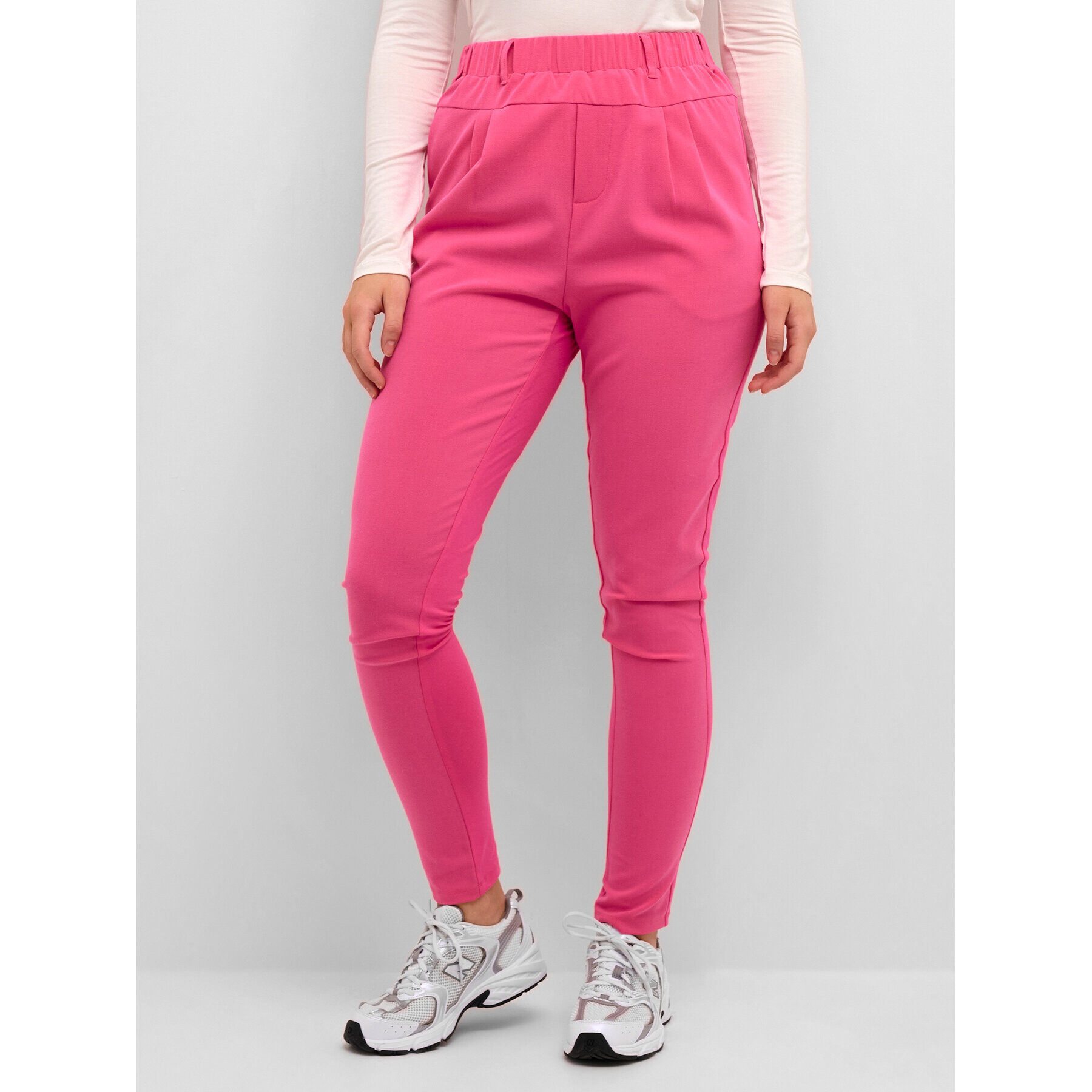 Kaffe Pantaloni din material Jillian 501021 Roz Regular Fit - Pled.ro