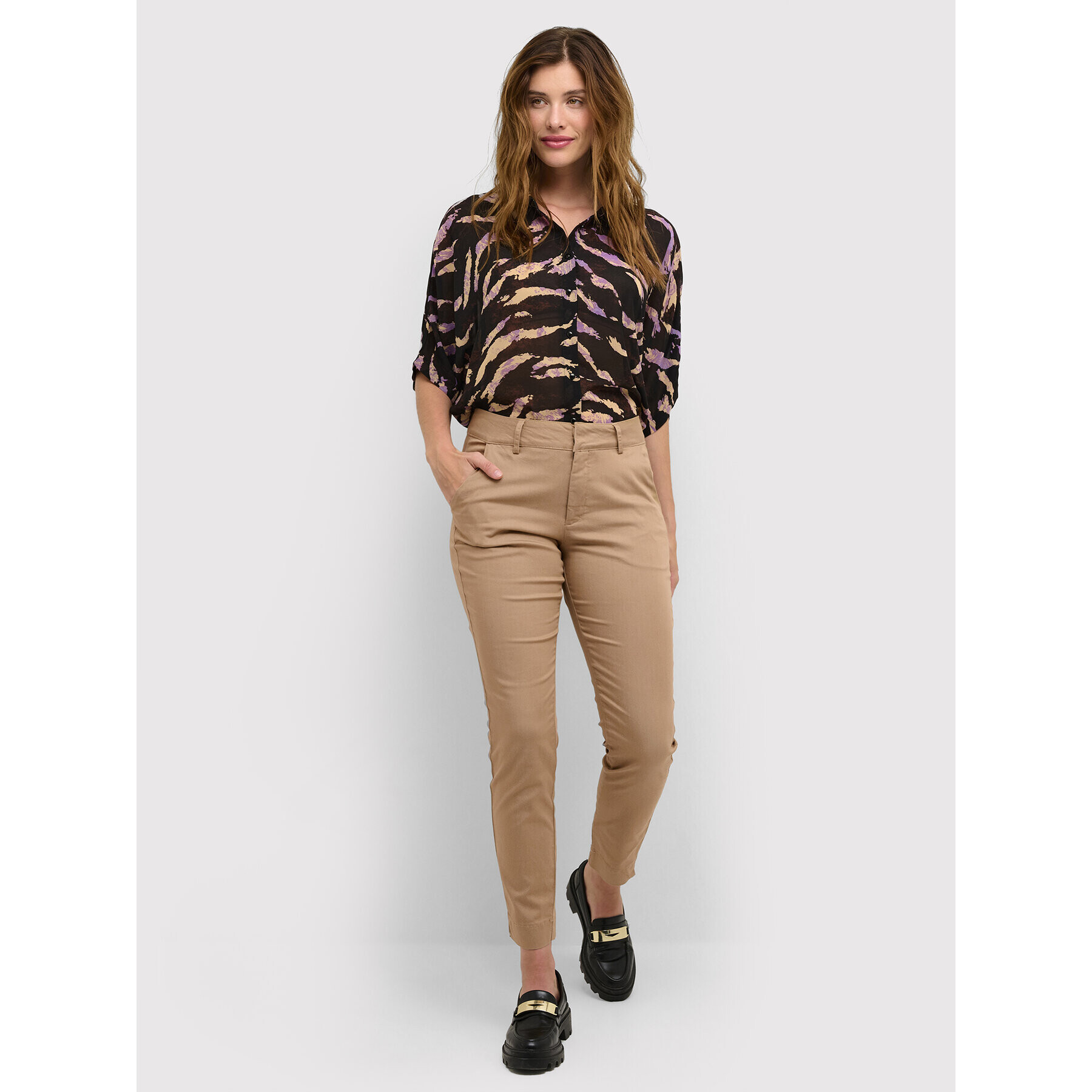 Kaffe Pantaloni din material Mette 10506121 Maro Regular Fit - Pled.ro