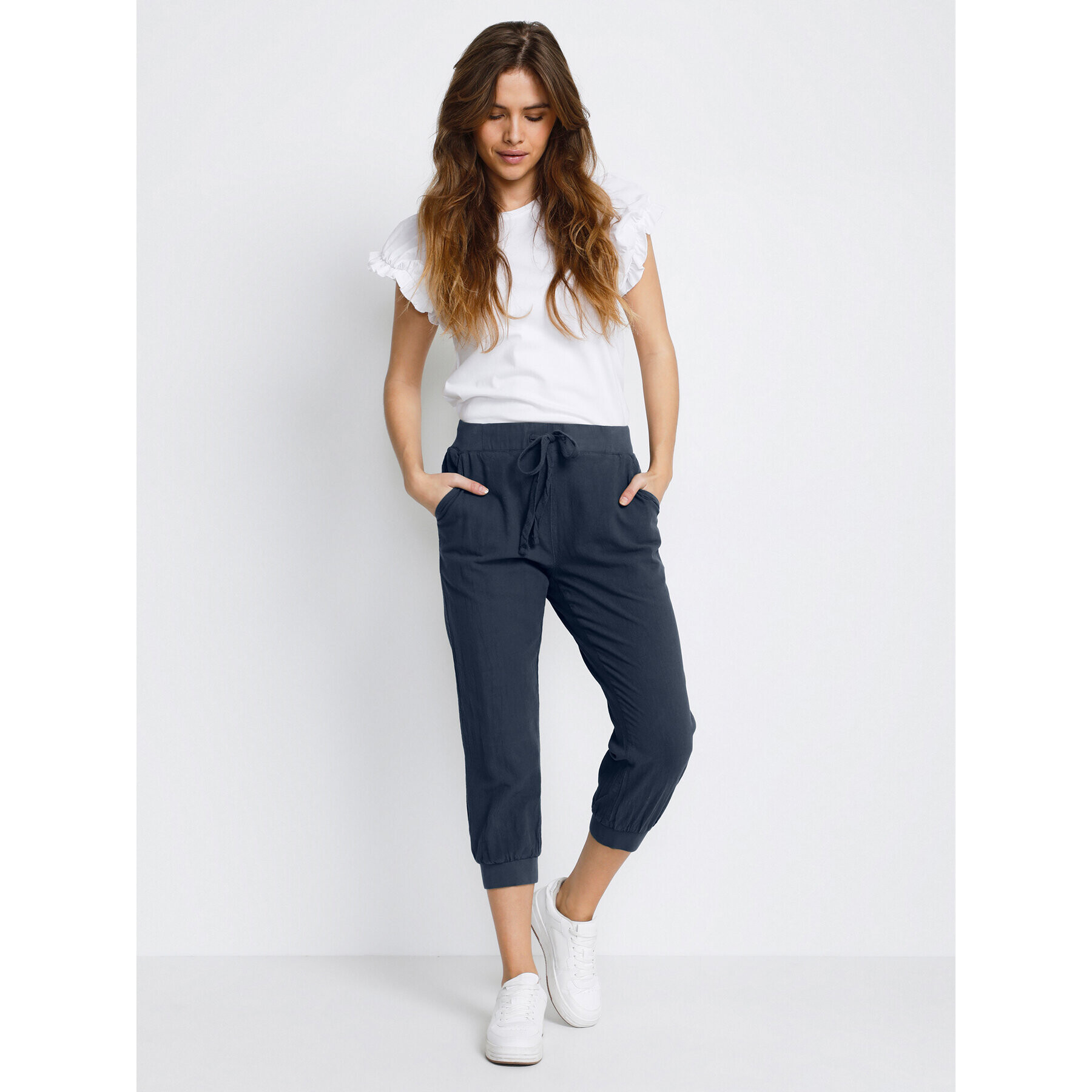 Kaffe Pantaloni din material Naya 10502803 Bleumarin Regular Fit - Pled.ro