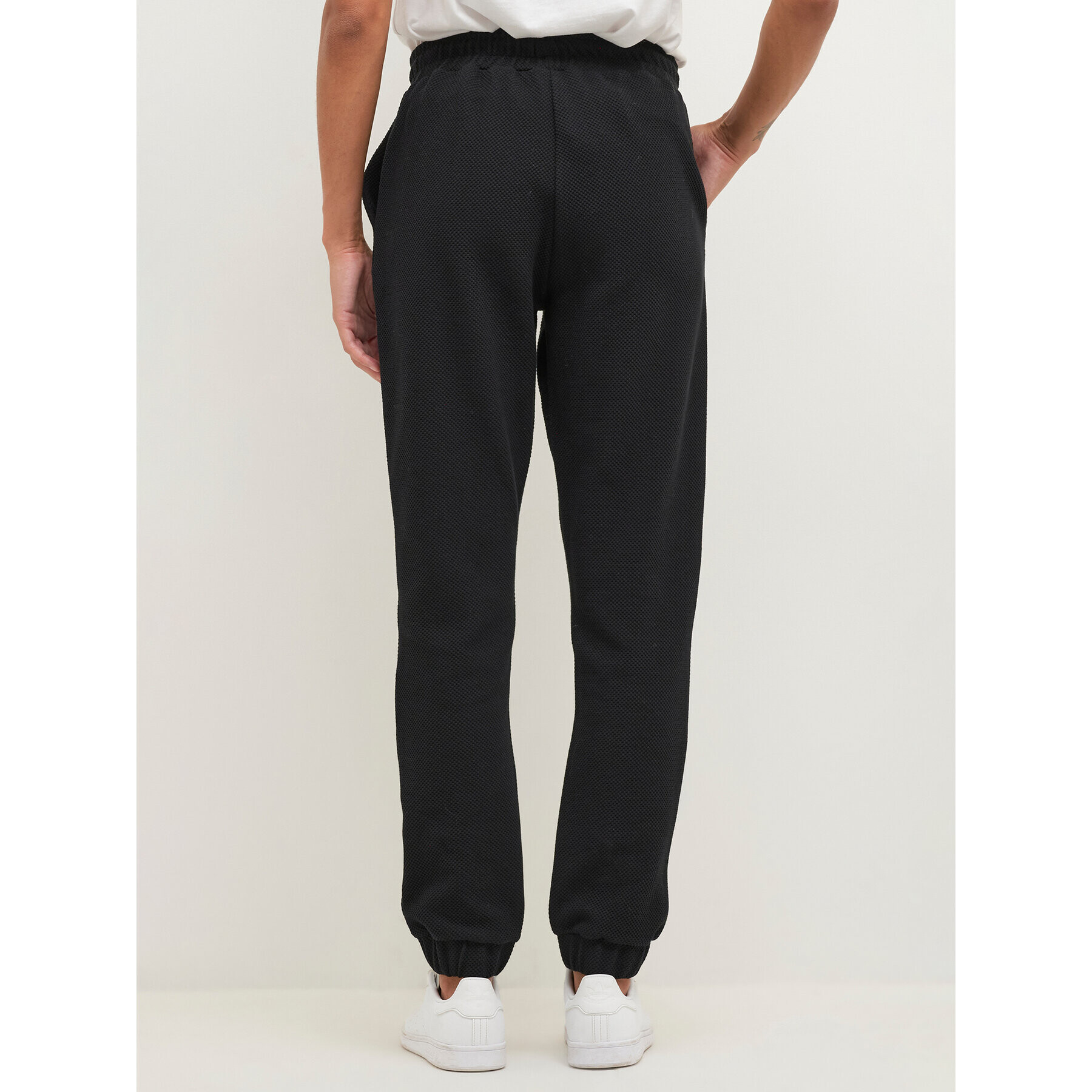 Kaffe Pantaloni din material Pillo 10507098 Negru Relaxed Fit - Pled.ro