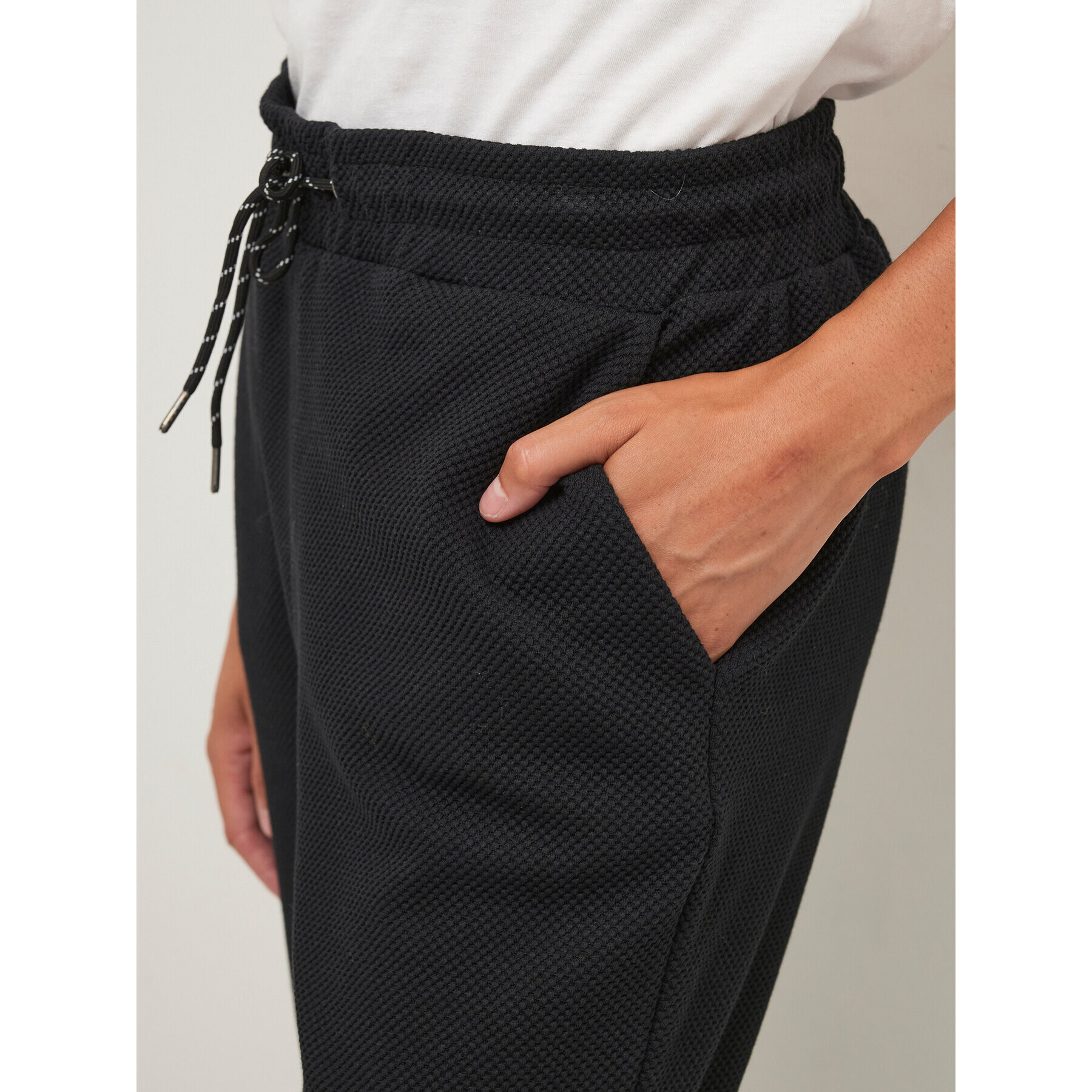 Kaffe Pantaloni din material Pillo 10507098 Negru Relaxed Fit - Pled.ro