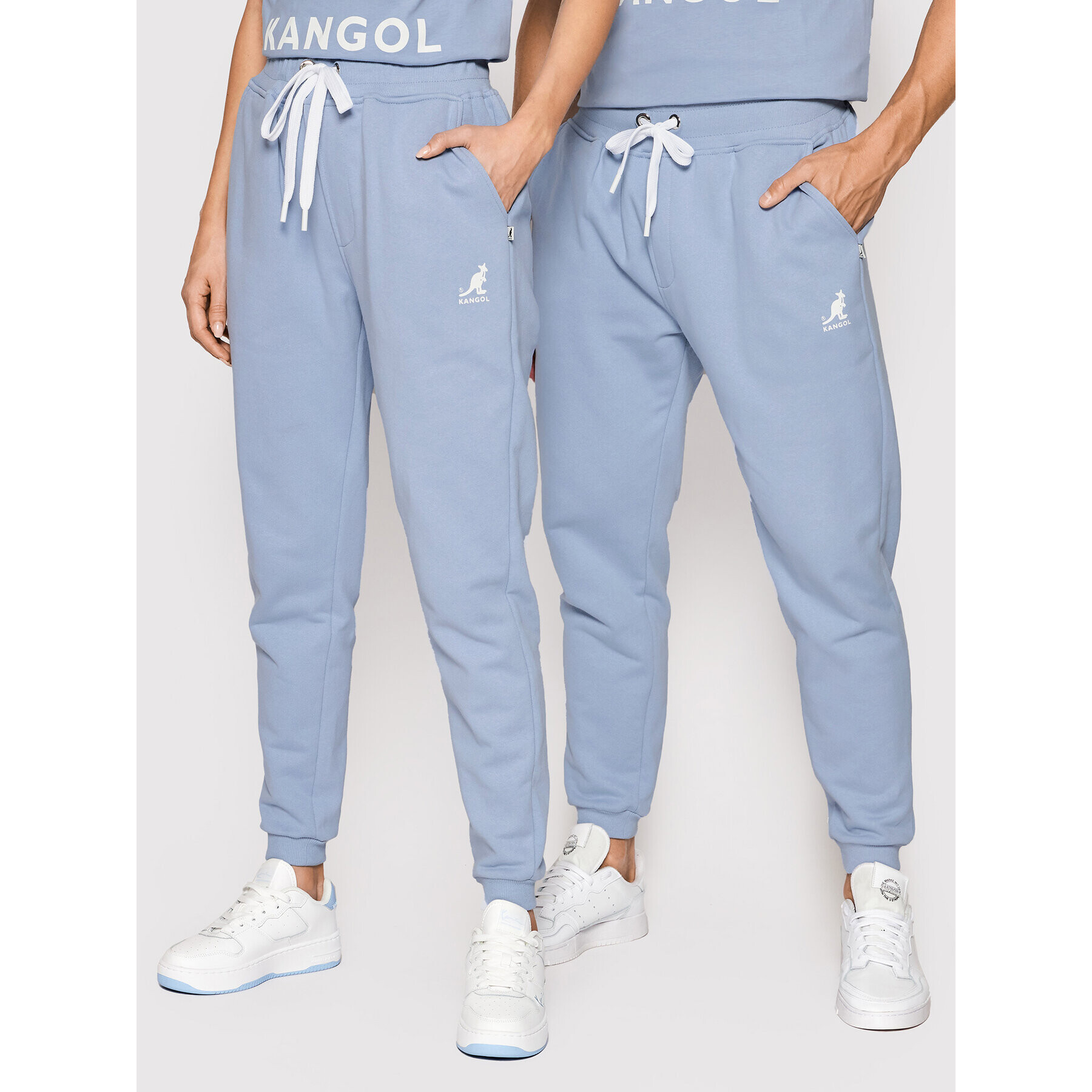 Kangol Pantaloni trening Unisex Essential KLEU007 Albastru Regular Fit - Pled.ro