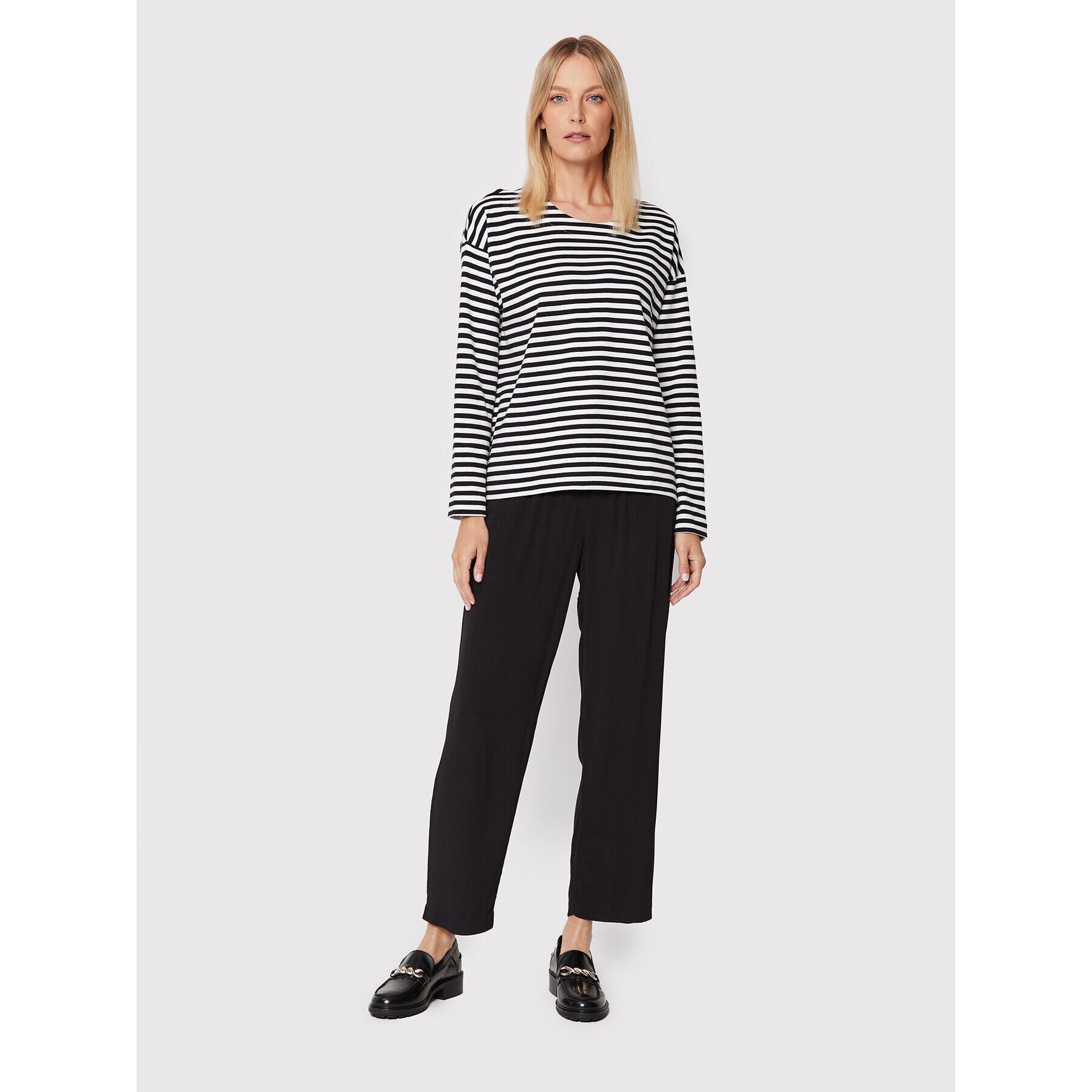 Karen by Simonsen Pantaloni din material Dara 10103995 Negru Casual Fit - Pled.ro