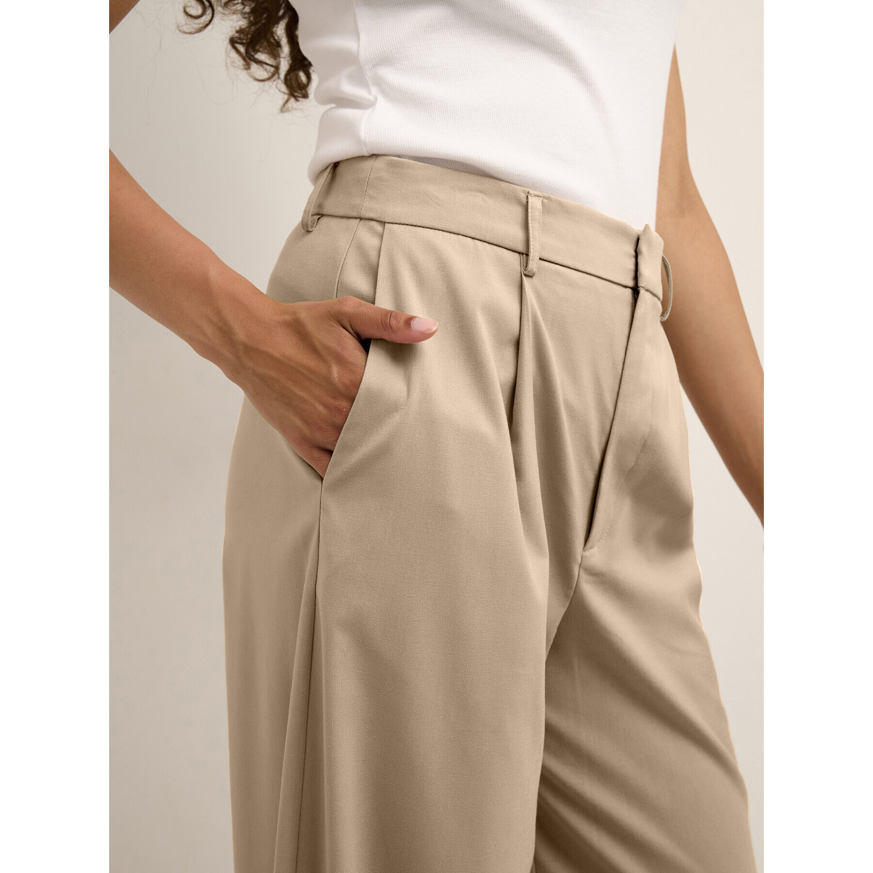 Karen by Simonsen Pantaloni din material Herta 10104253 Bej Straight Fit - Pled.ro