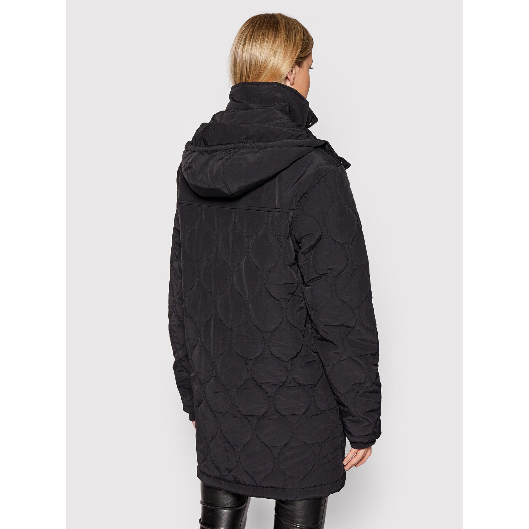 Karl Kani Geacă din puf Long Quilted 6076571 Negru Regular Fit - Pled.ro