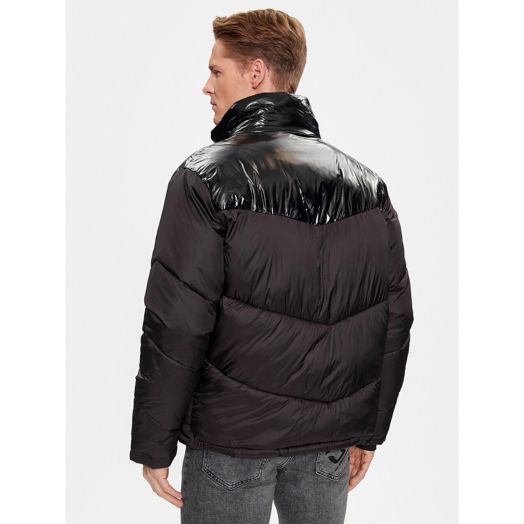 Karl Lagerfeld Jeans KARL LAGERFELD Geacă din puf Klj Logo Puffer Jacket 236D1551 Negru Regular Fit - Pled.ro